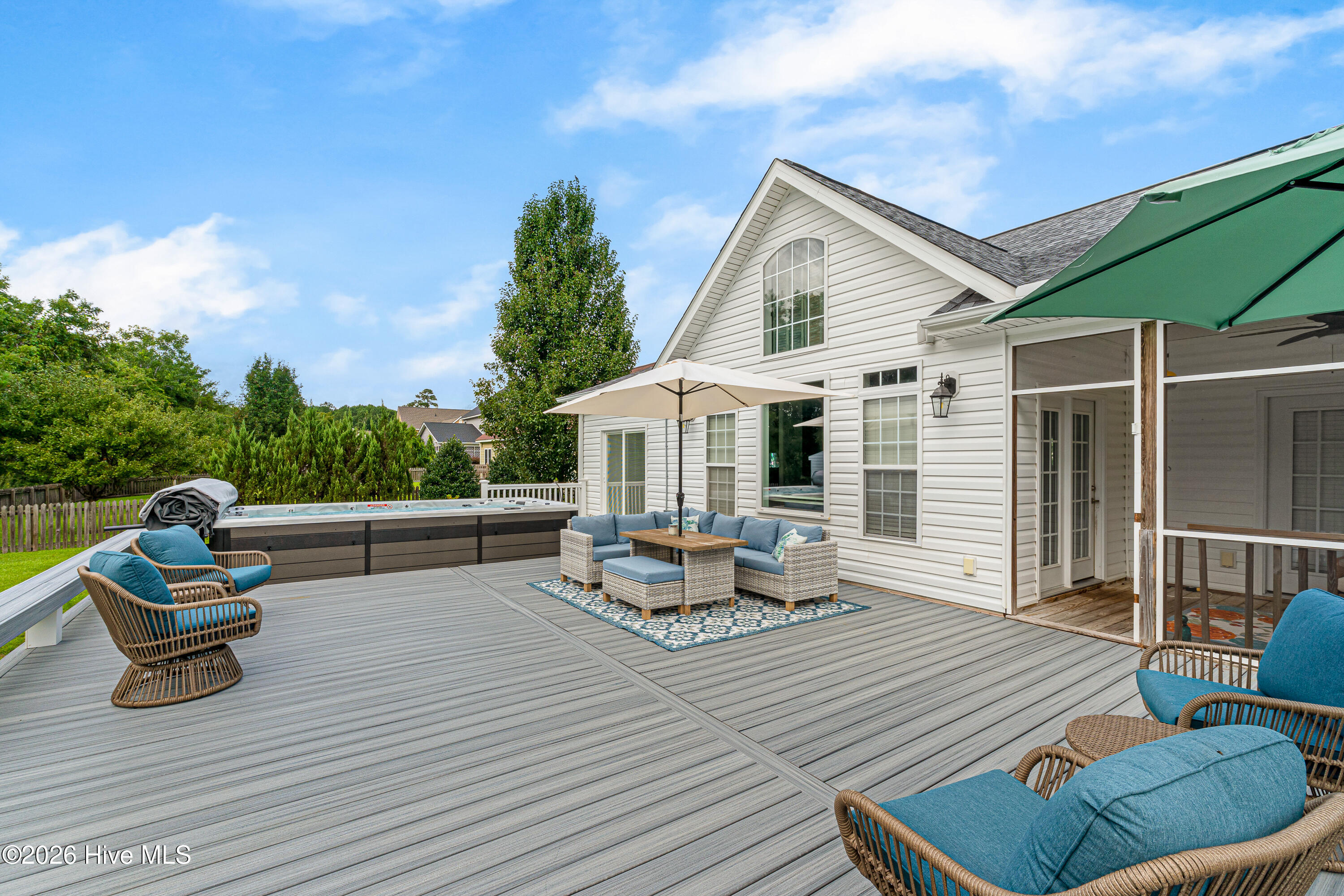 412 Waverly Court,Newport