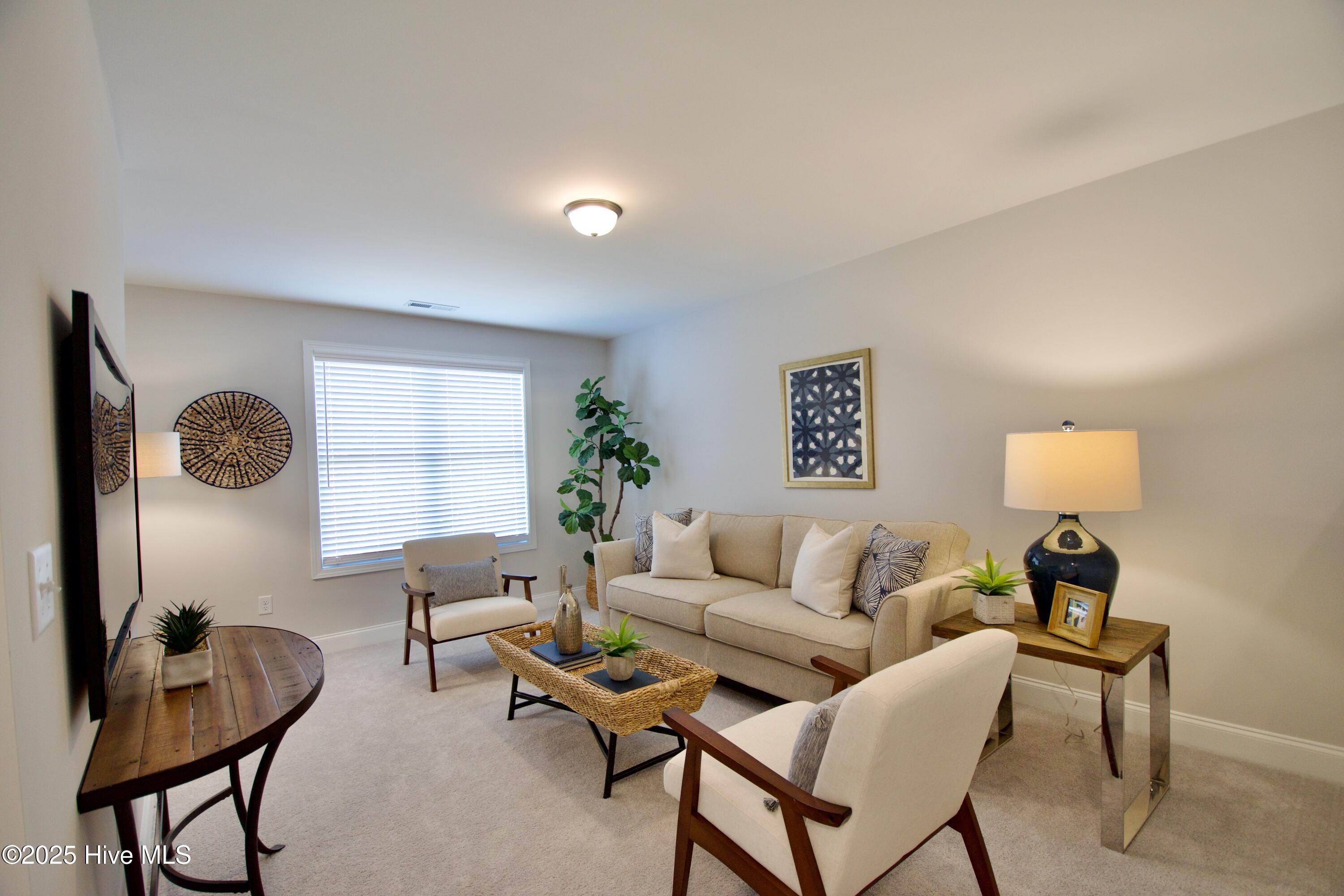 100540566 | Photo 13