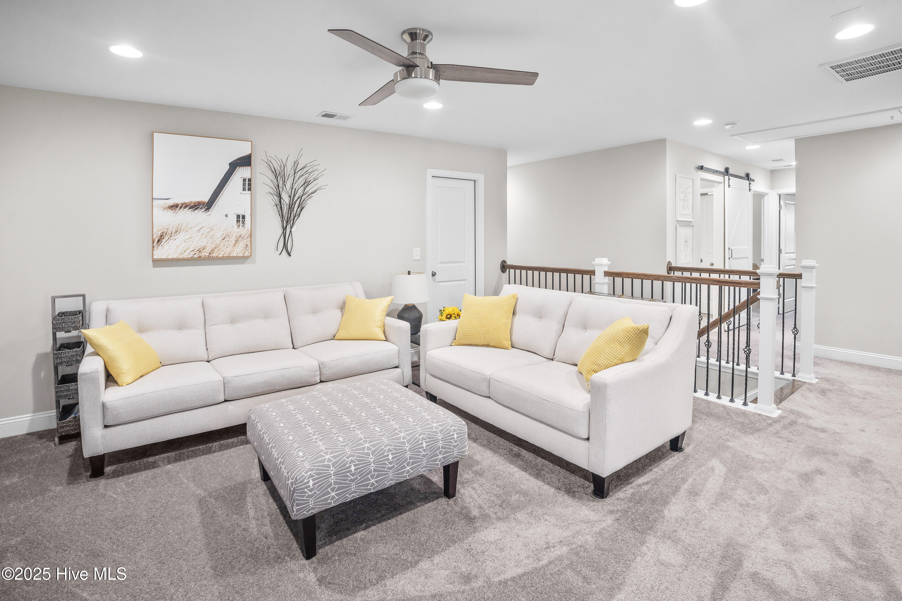 100526662 | Photo 44