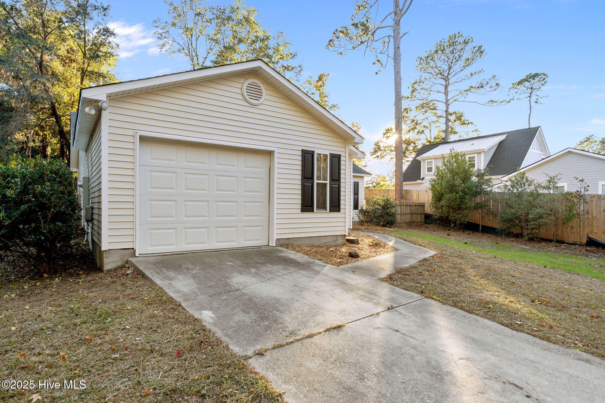 5034 Heide Drive, Wilmington, NC 28403 – photo 12: 13-web-or-mls-DSC00777