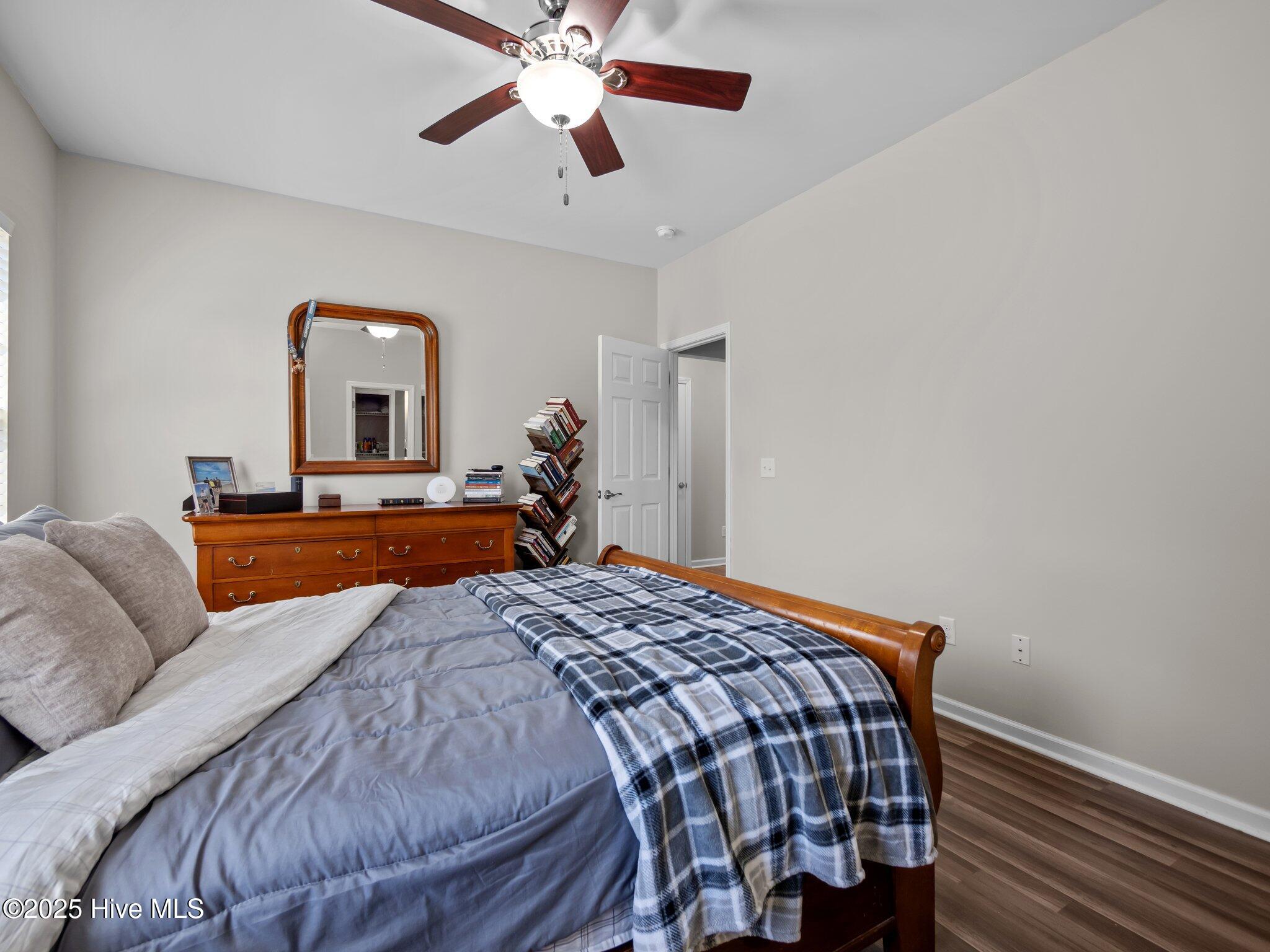 100561630 | Photo 12