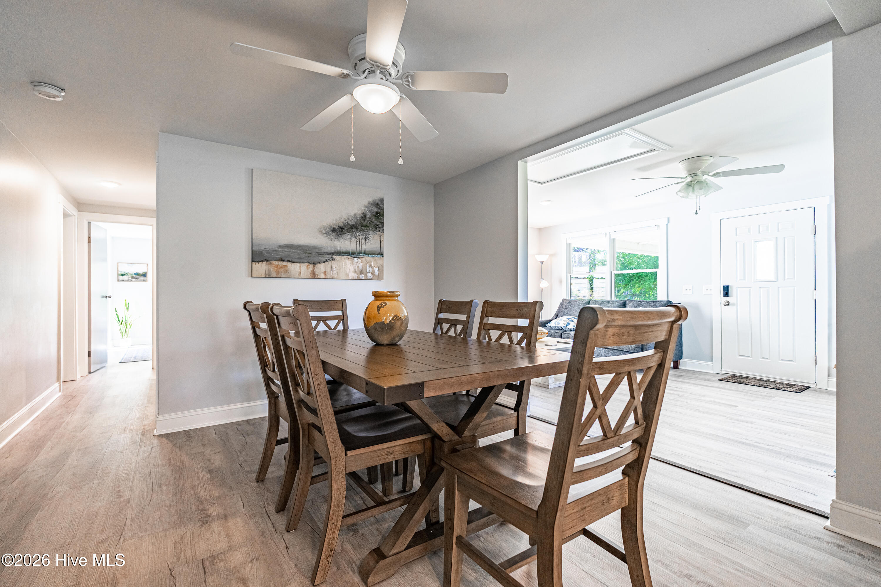 100563568 | Photo 17