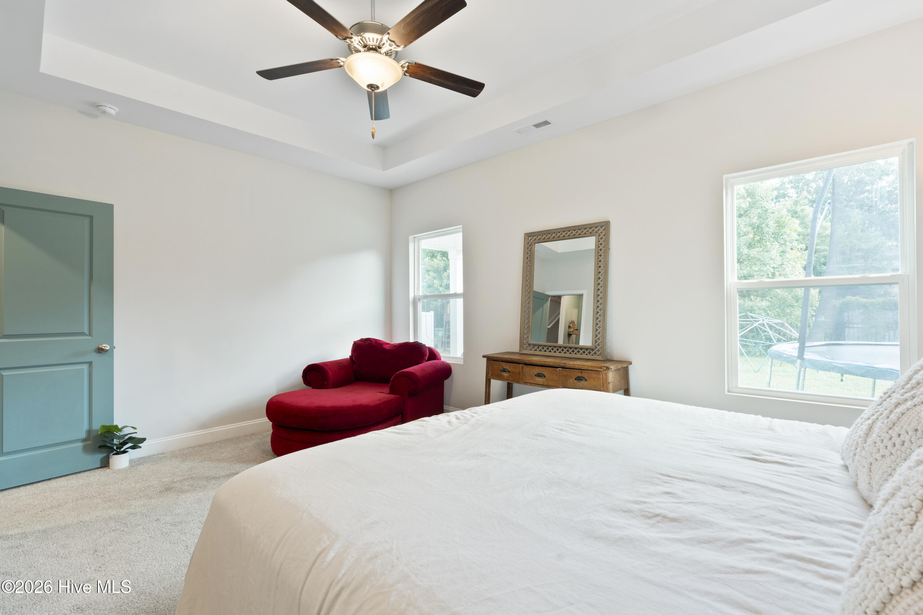 100564295 | Photo 26