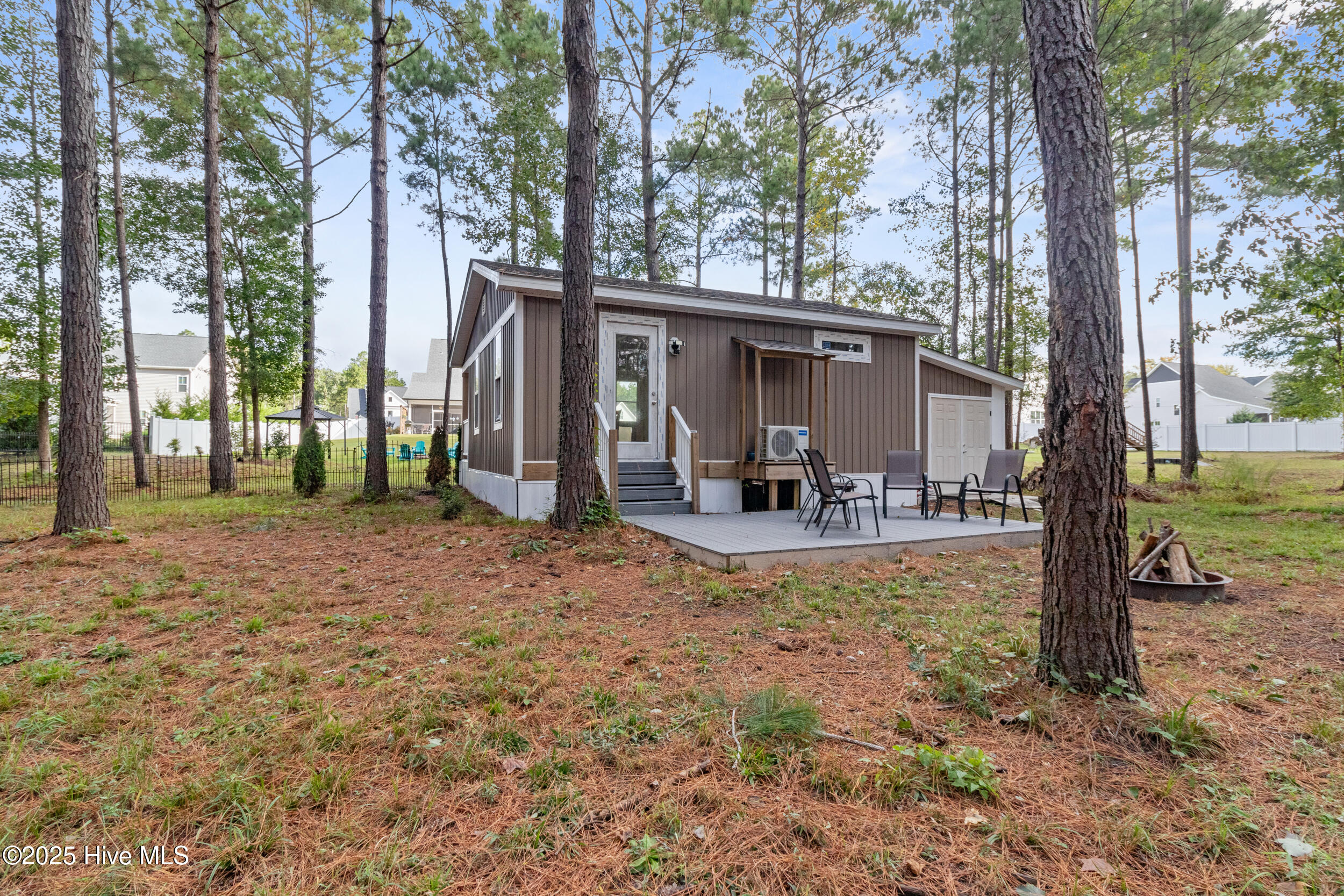 100536261 | Photo 59