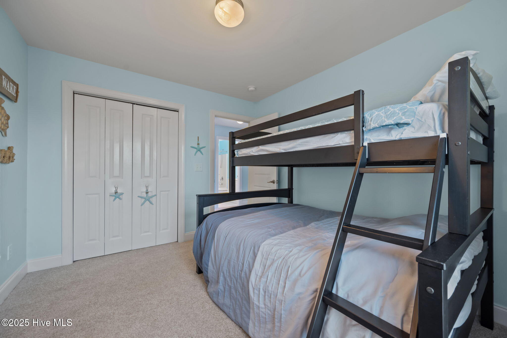 100537897 | Photo 27