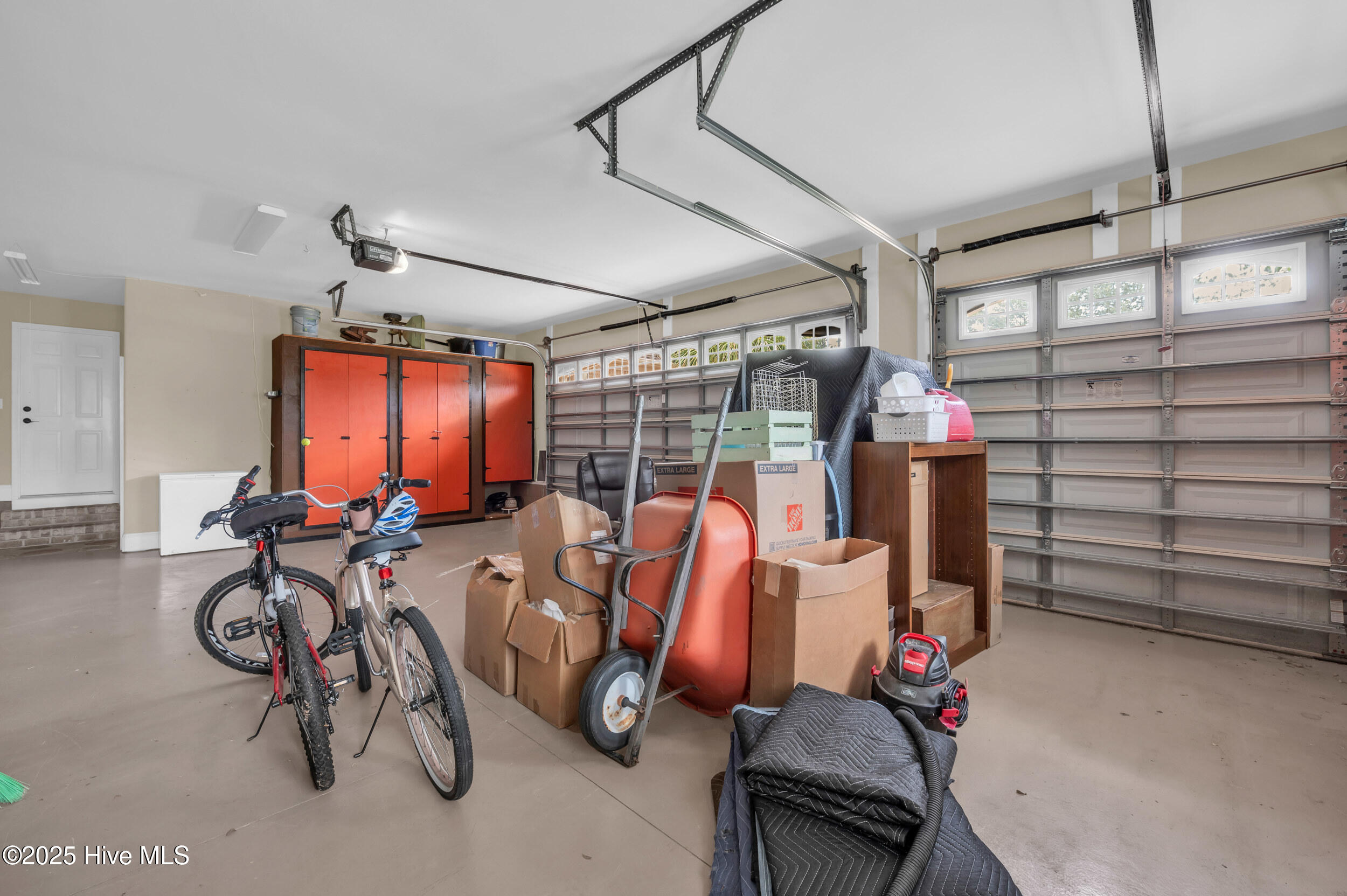 100517542 | Photo 39