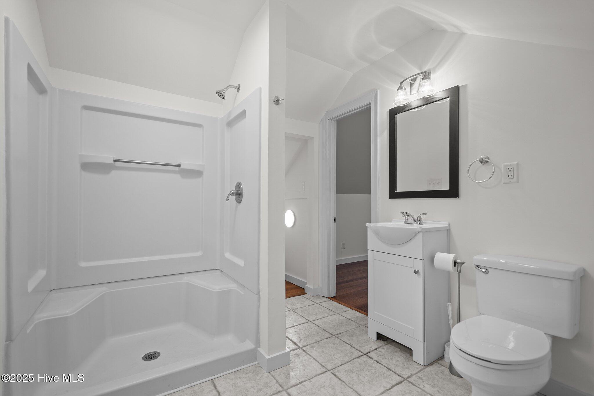 108 NW 29th Street, Oak Island, NC, 28465