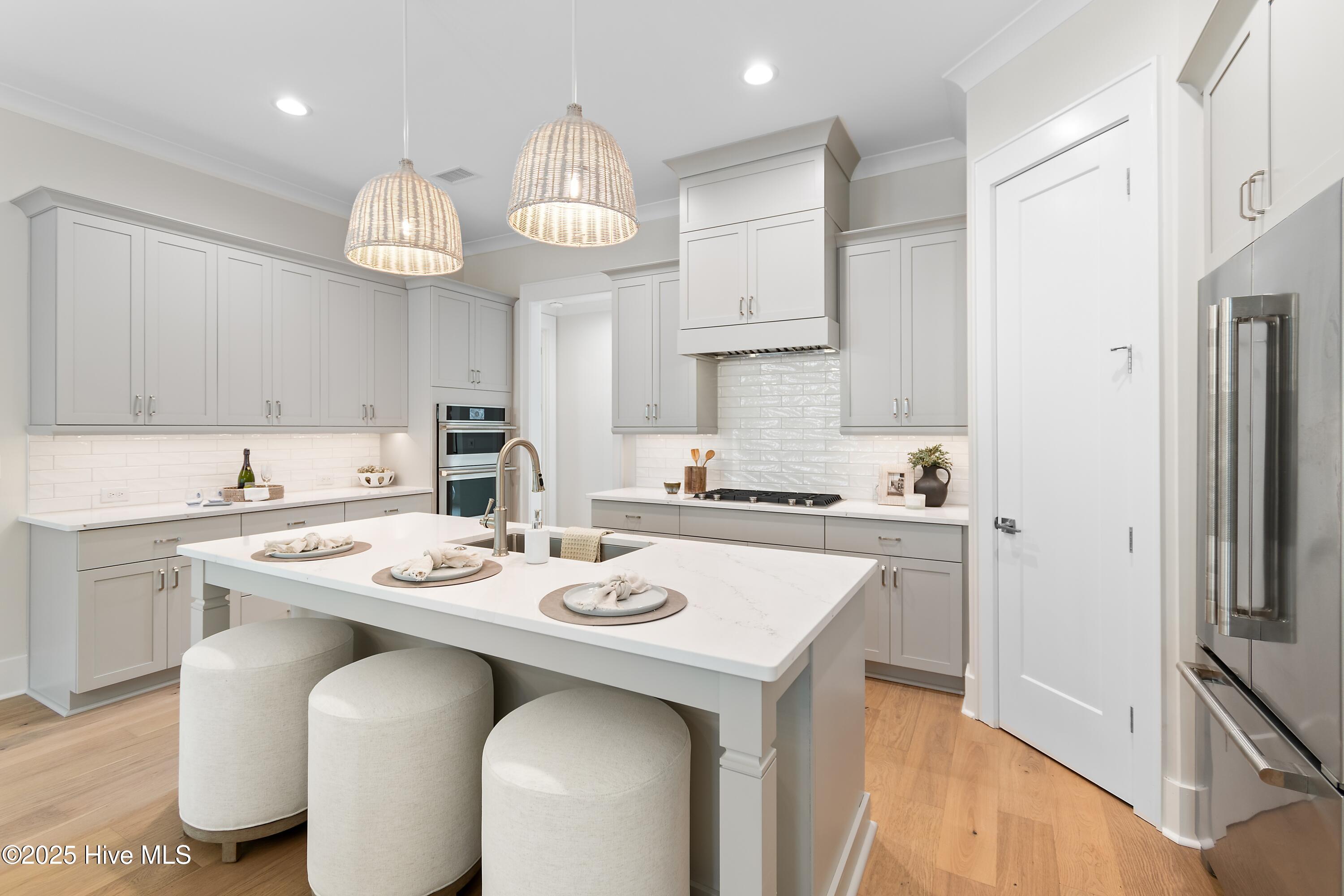 100492285 | Photo 11