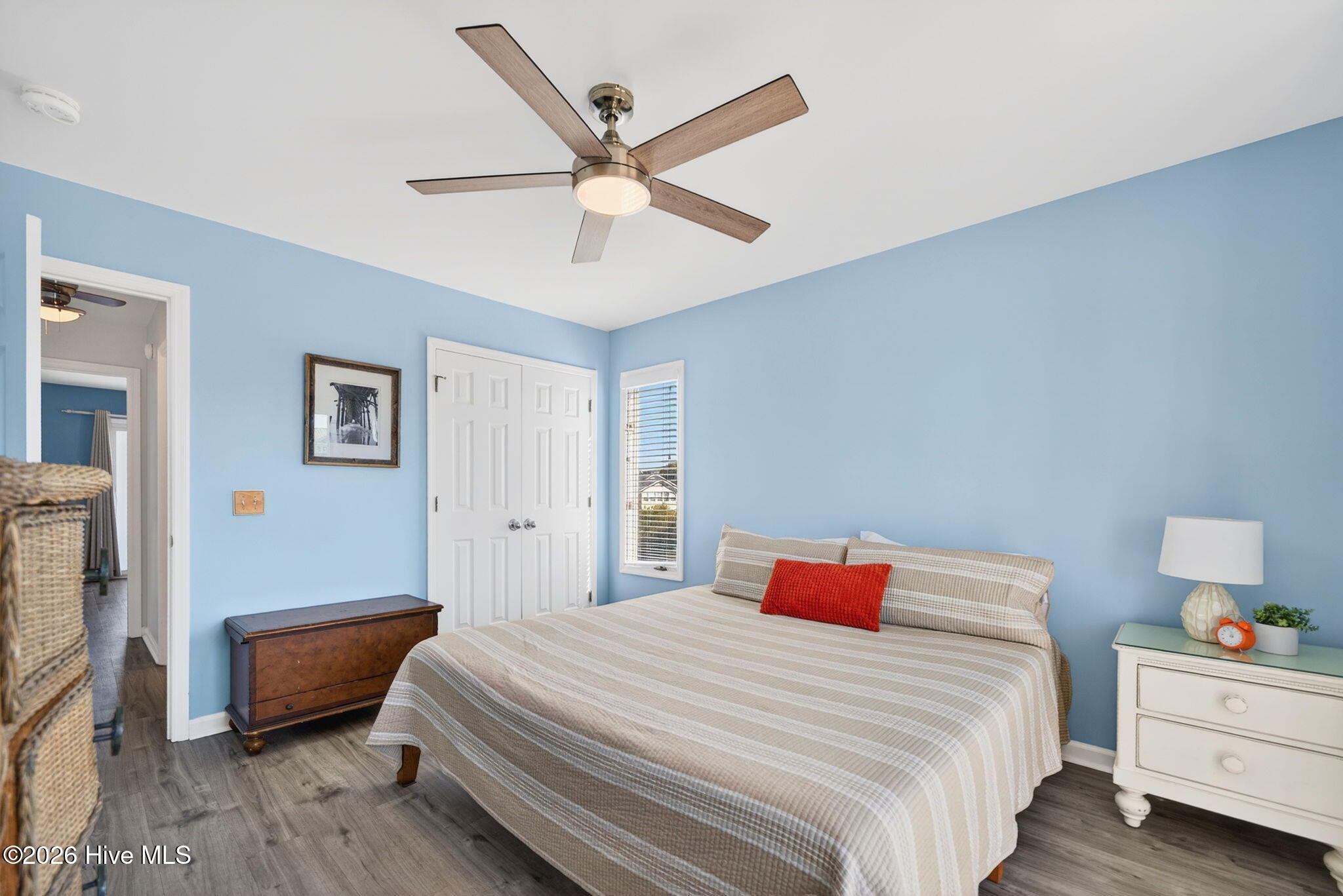 100556711 | Photo 25