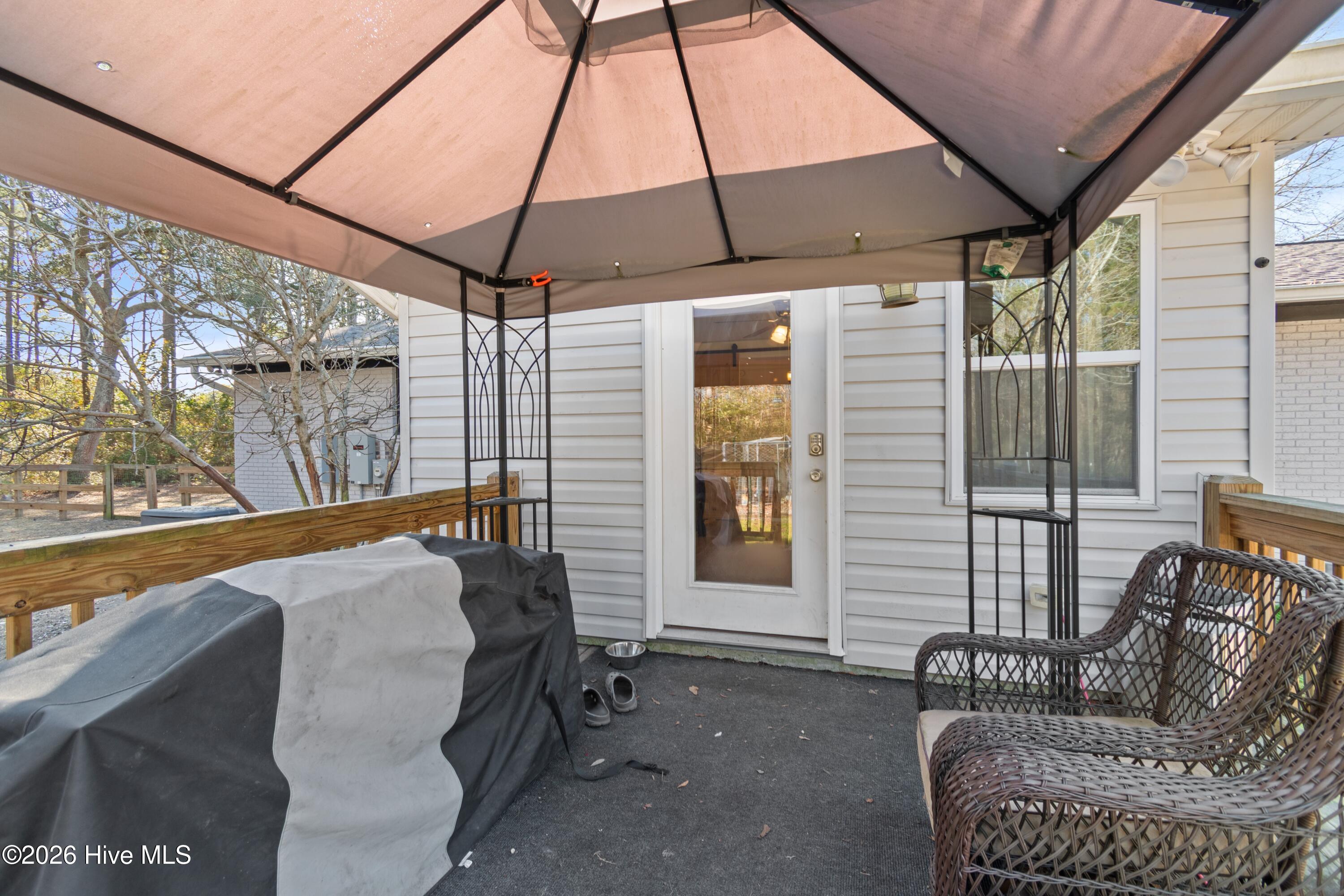 100550559 | Photo 31