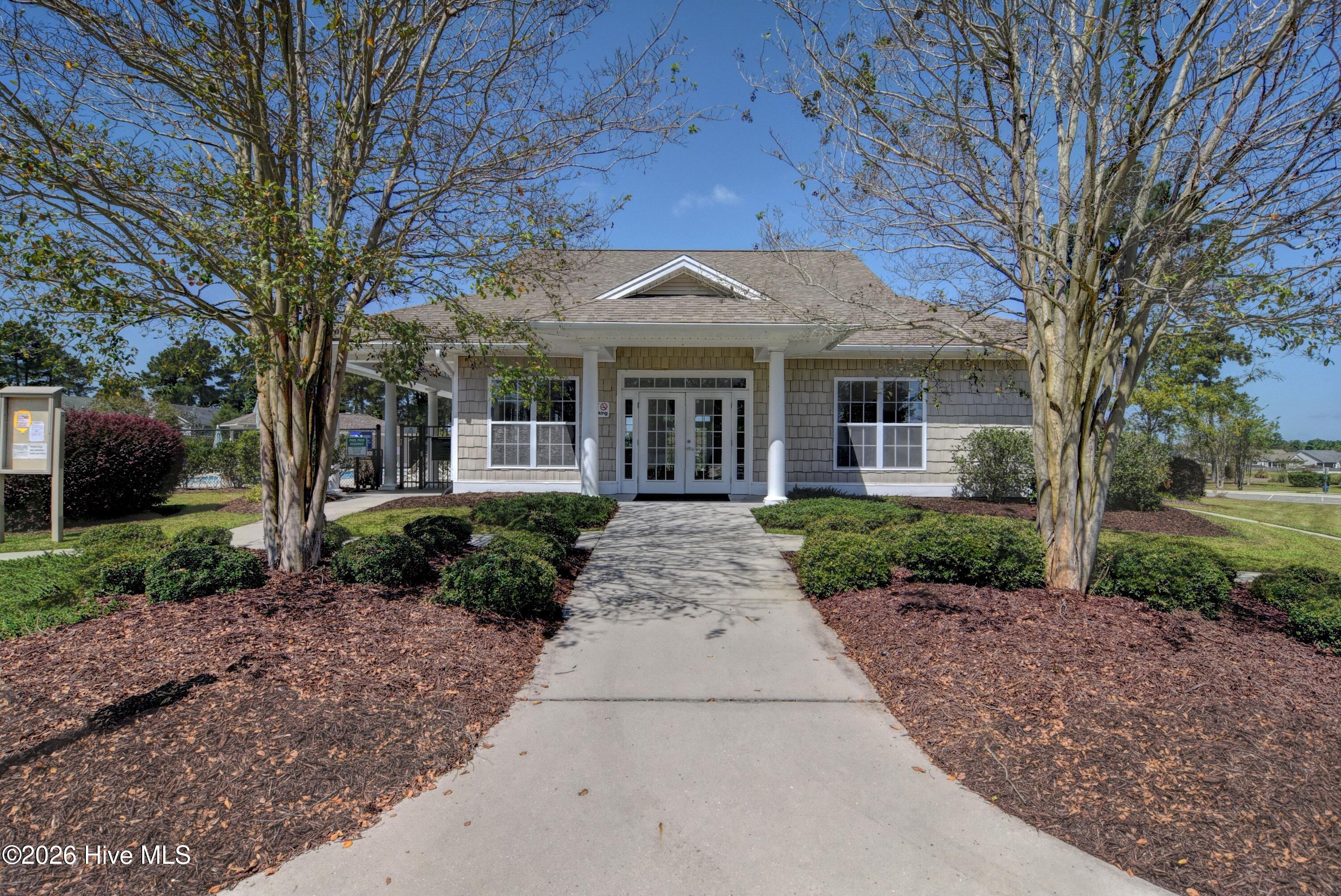 100561513 | Photo 32