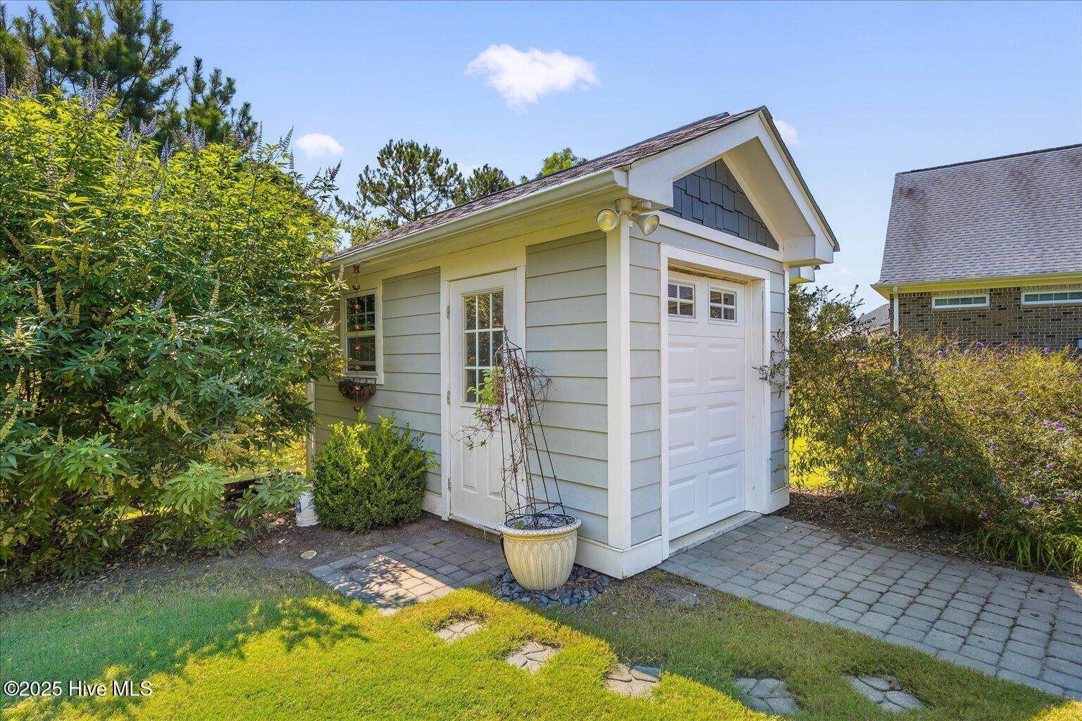 100529543 | Photo 40