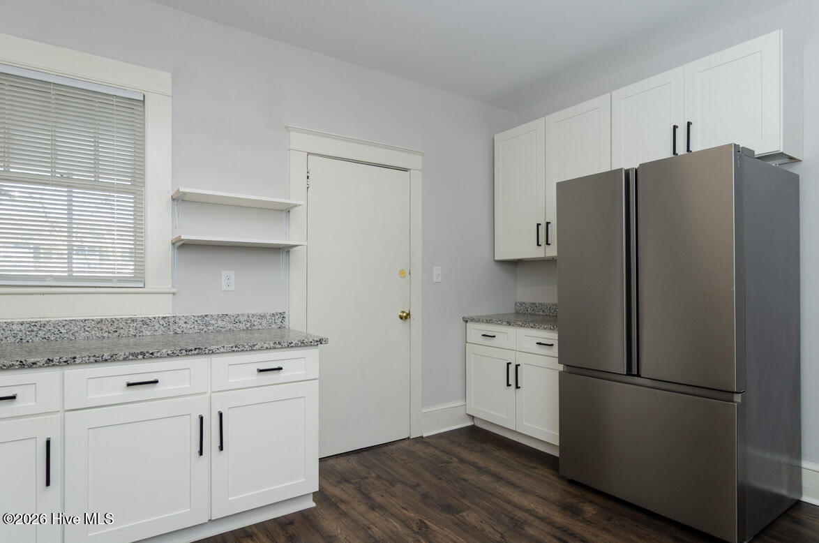 100561400 | Photo 10