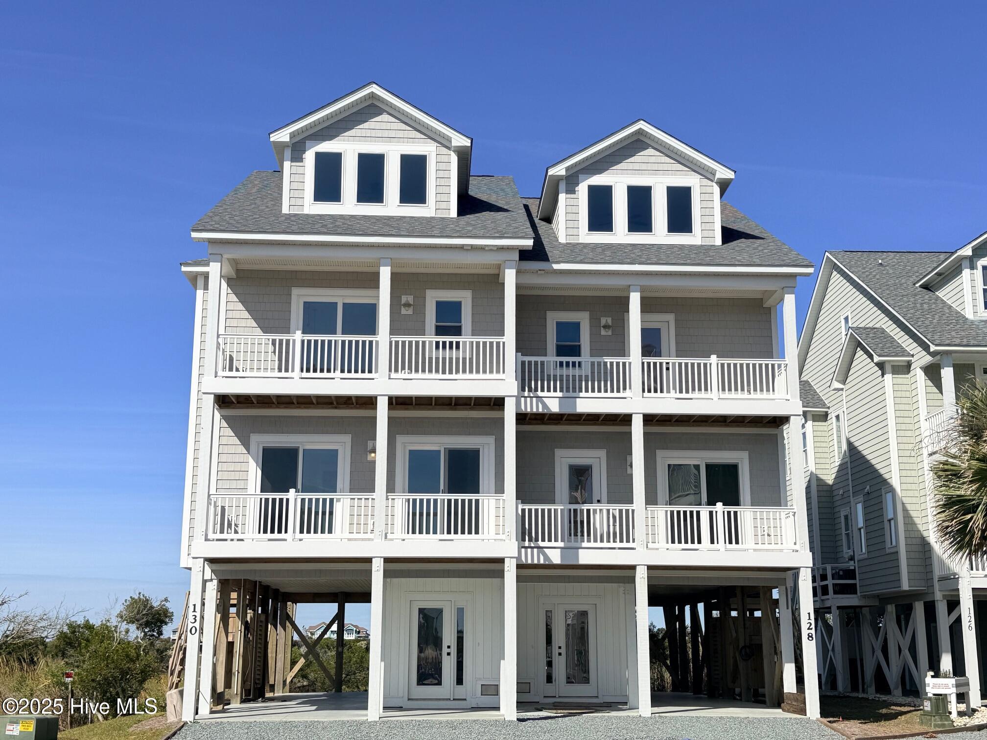 Homes for sale in North Topsail Beach, NC | 130 Sea Oaks Ct, North Topsail Beach, NC 28460 | MLS# 100506439