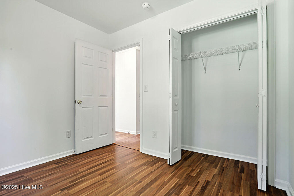 100523665 | Photo 16