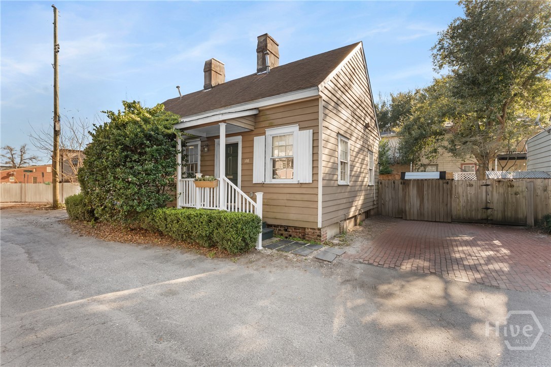 108 W Duffy Lane, Savannah, GA, 31401