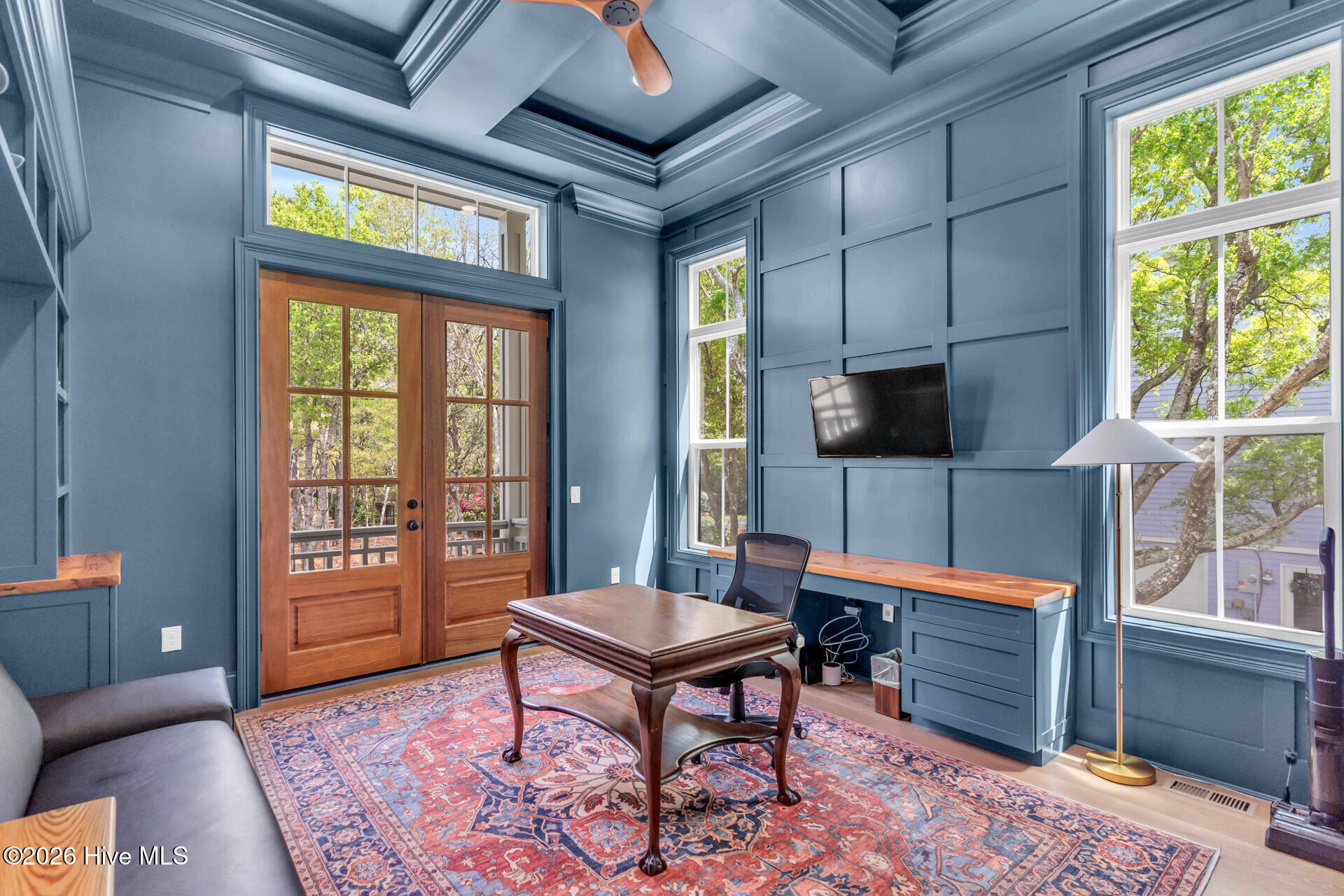 100553549 | Photo 49