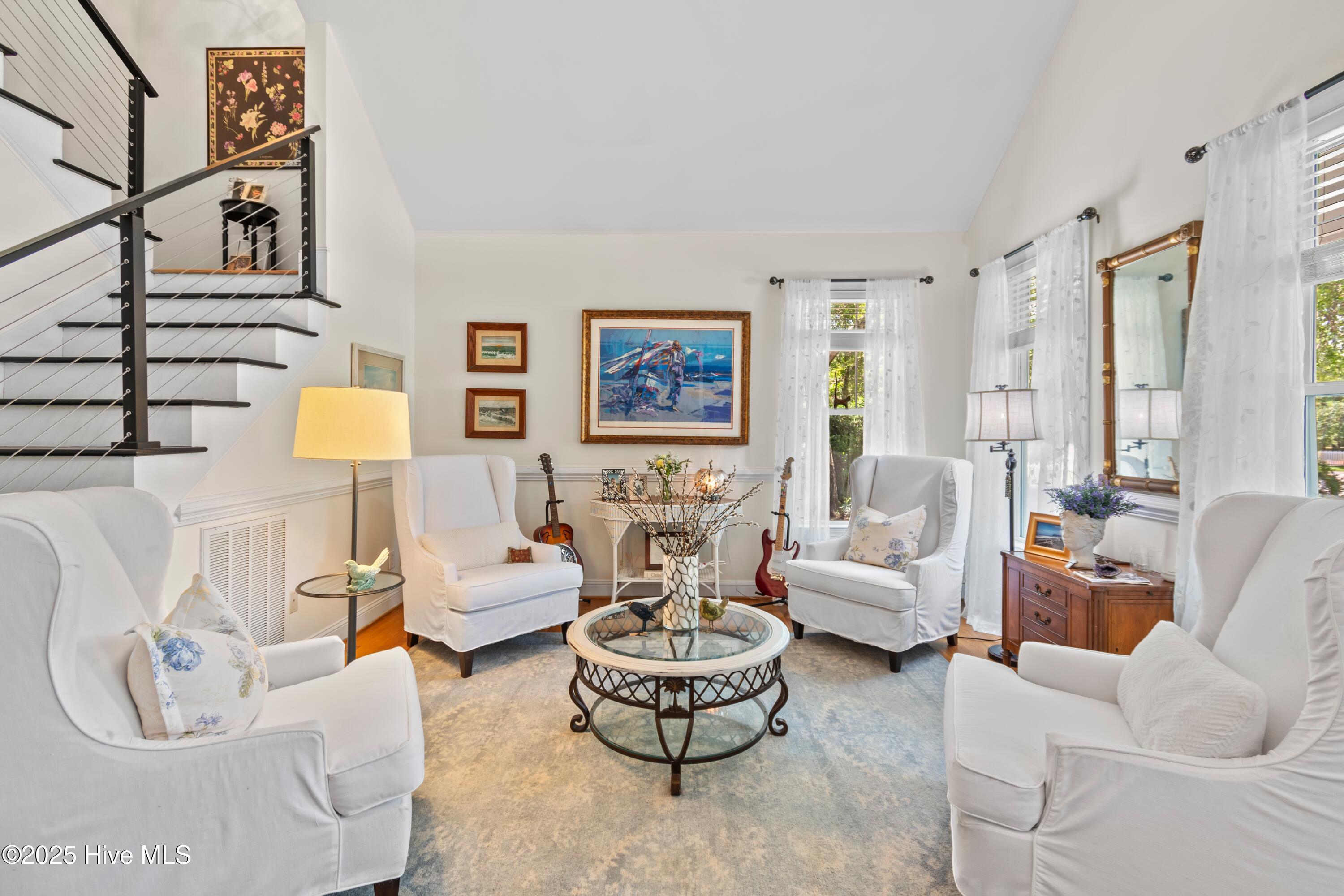 100522421 | Photo 14