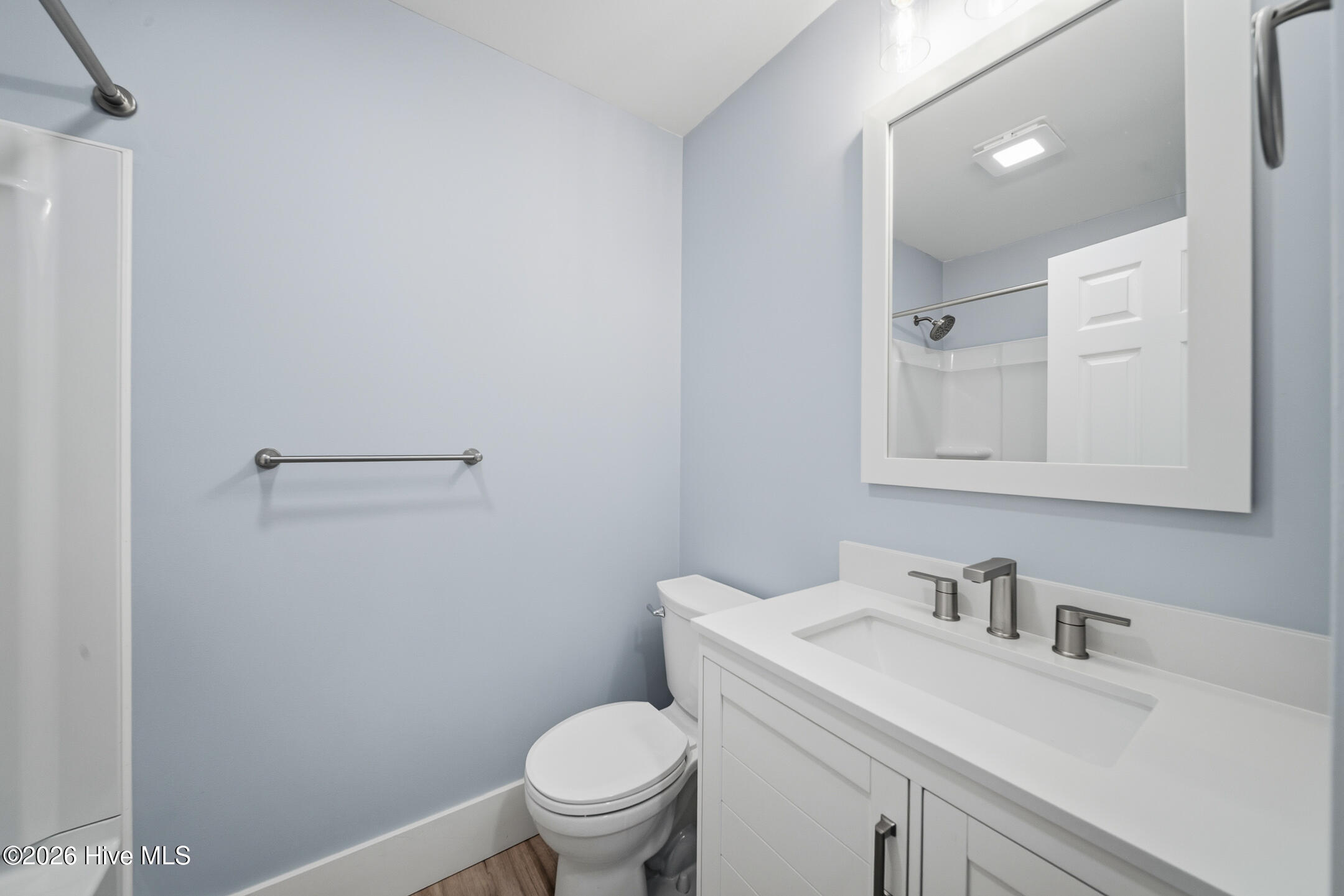 100570664 | Photo 39