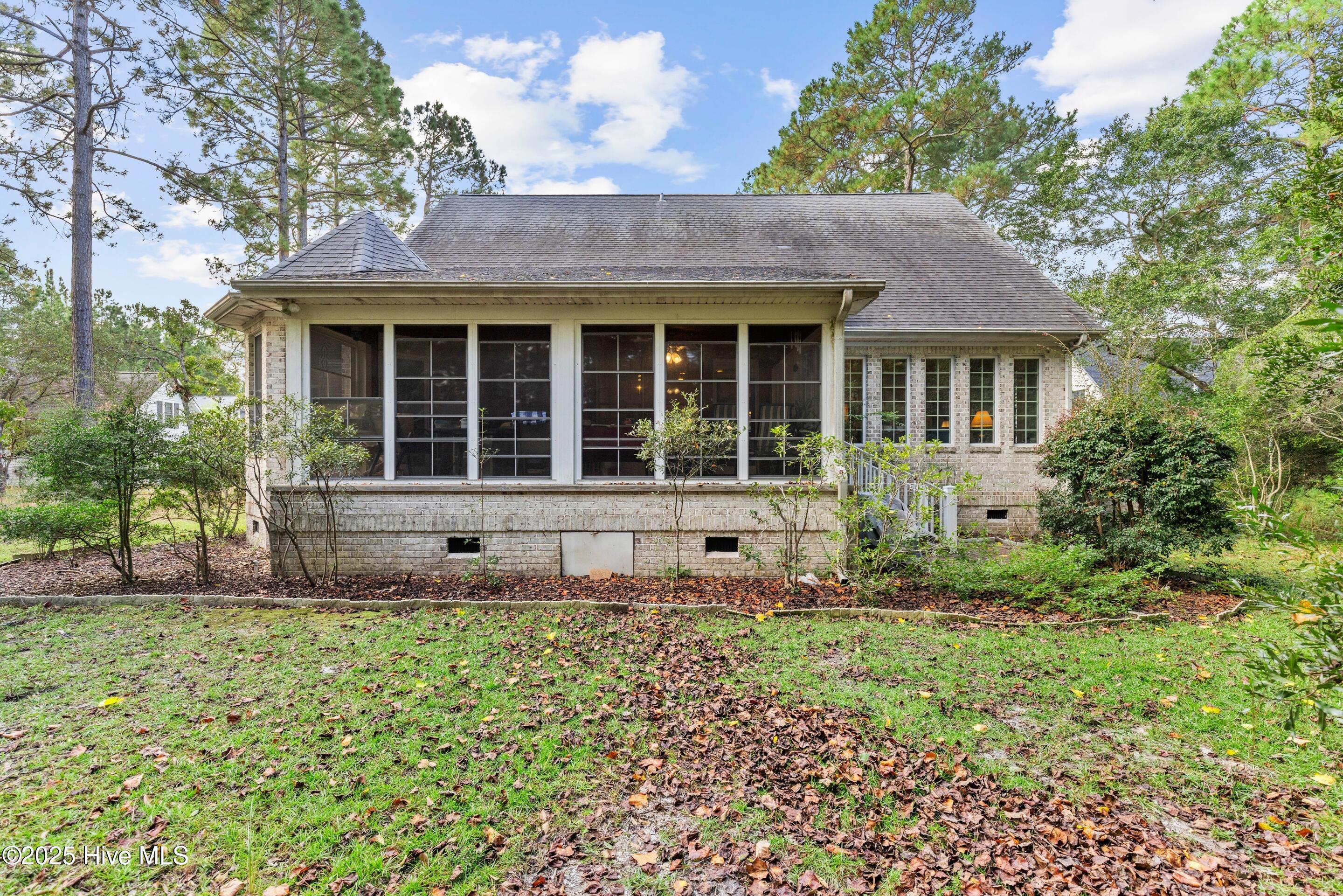 100536994 | Photo 50