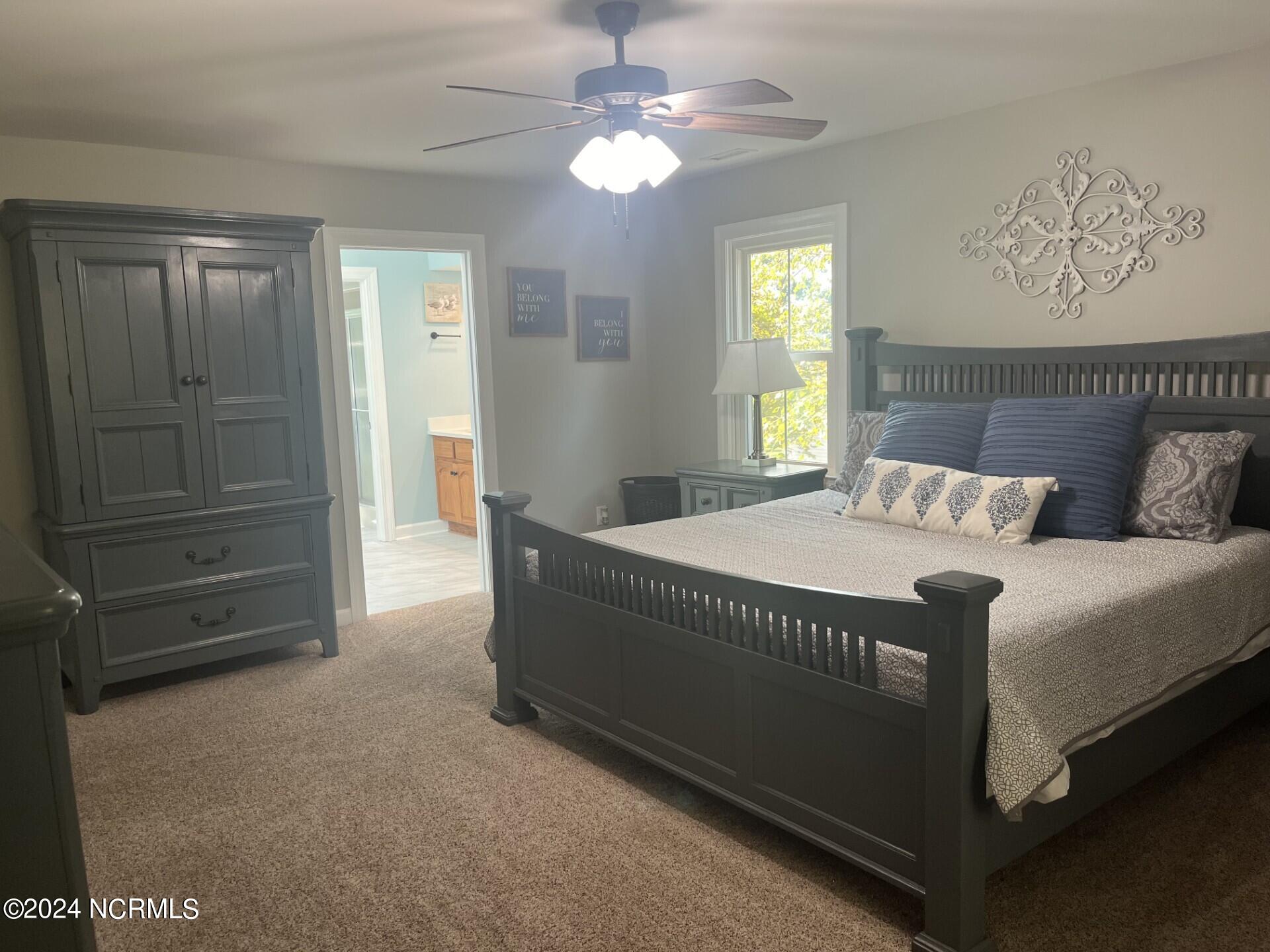 100570144 | Photo 25