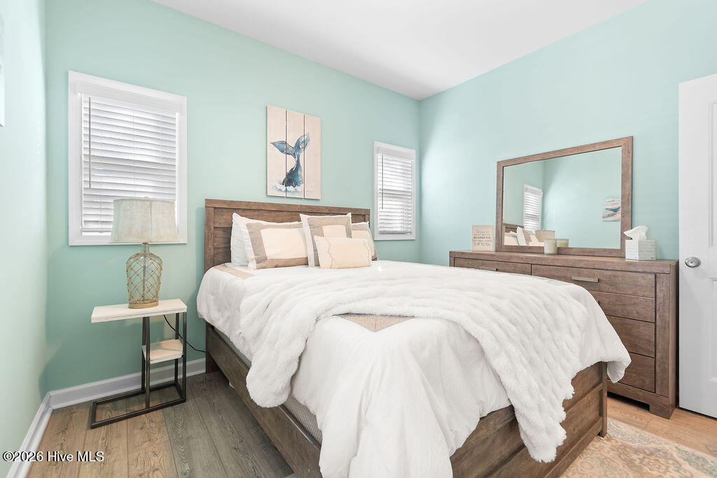 100552706 | Photo 17