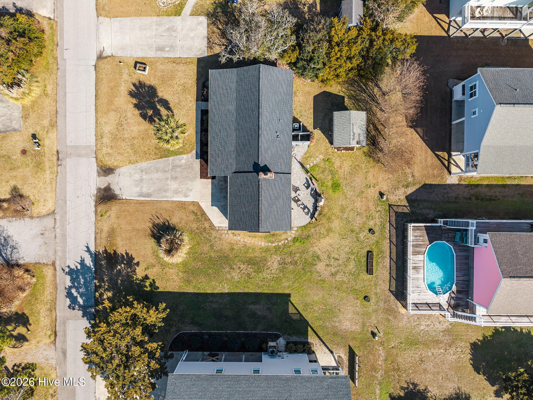 100545897 | Photo 45