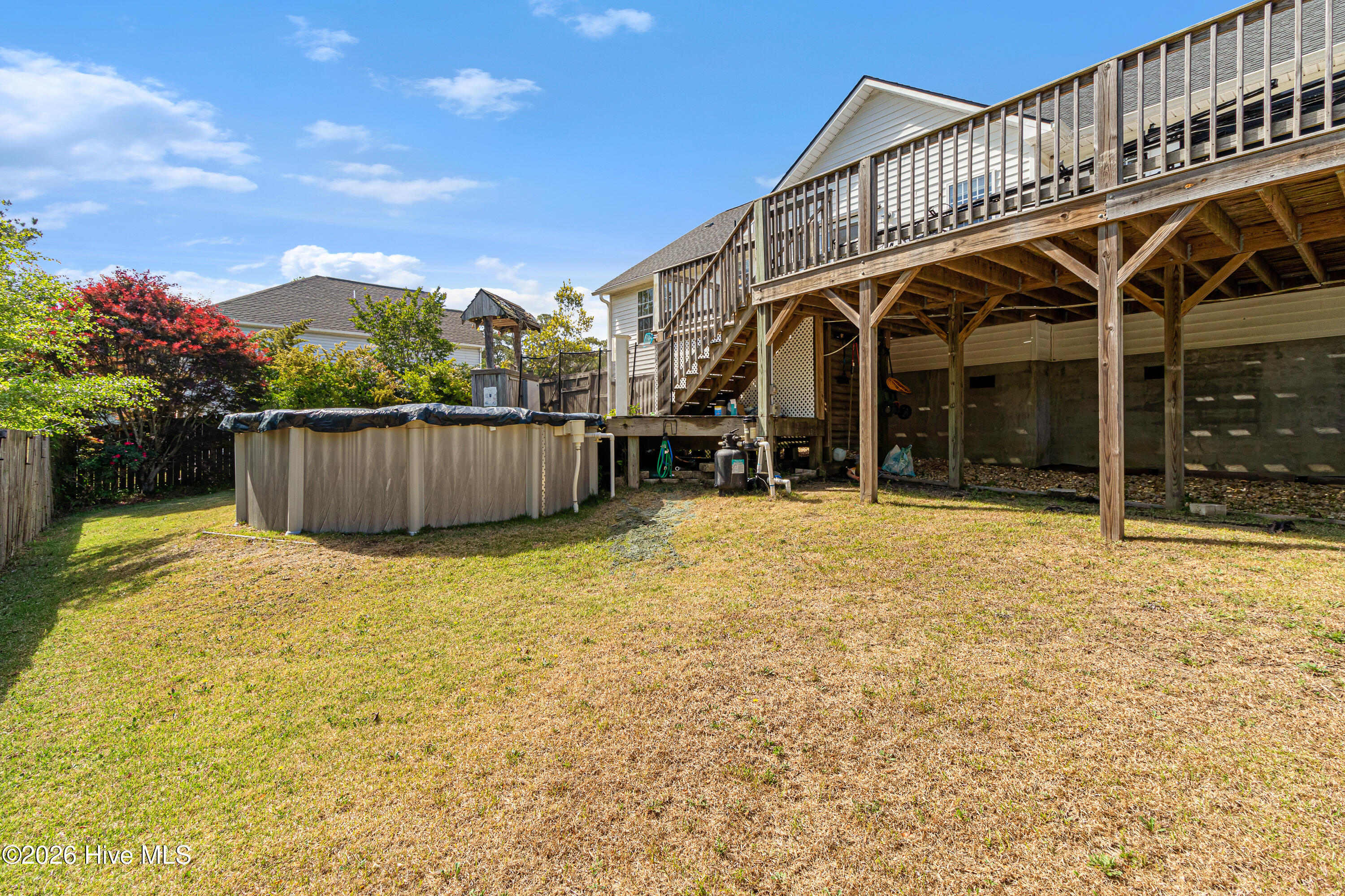 100570651 | Photo 32