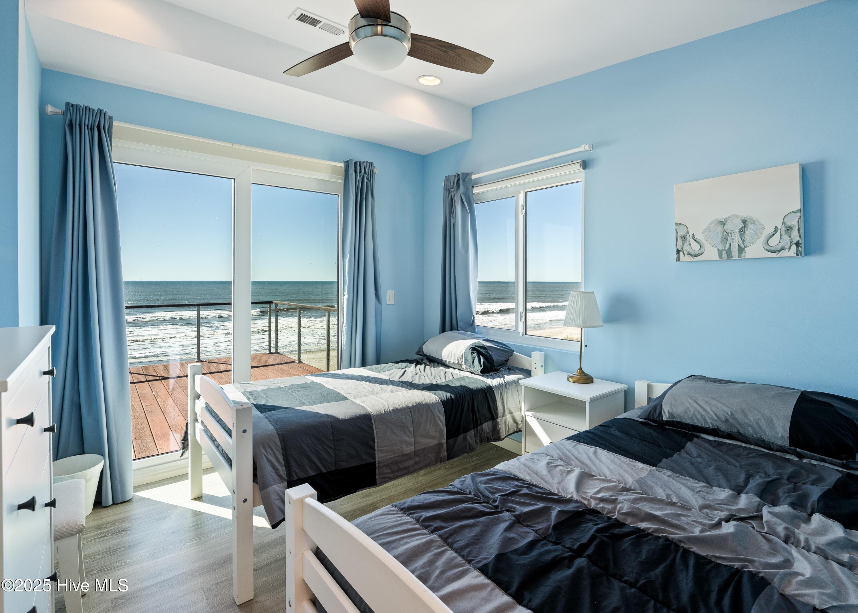 100539588 | Photo 41