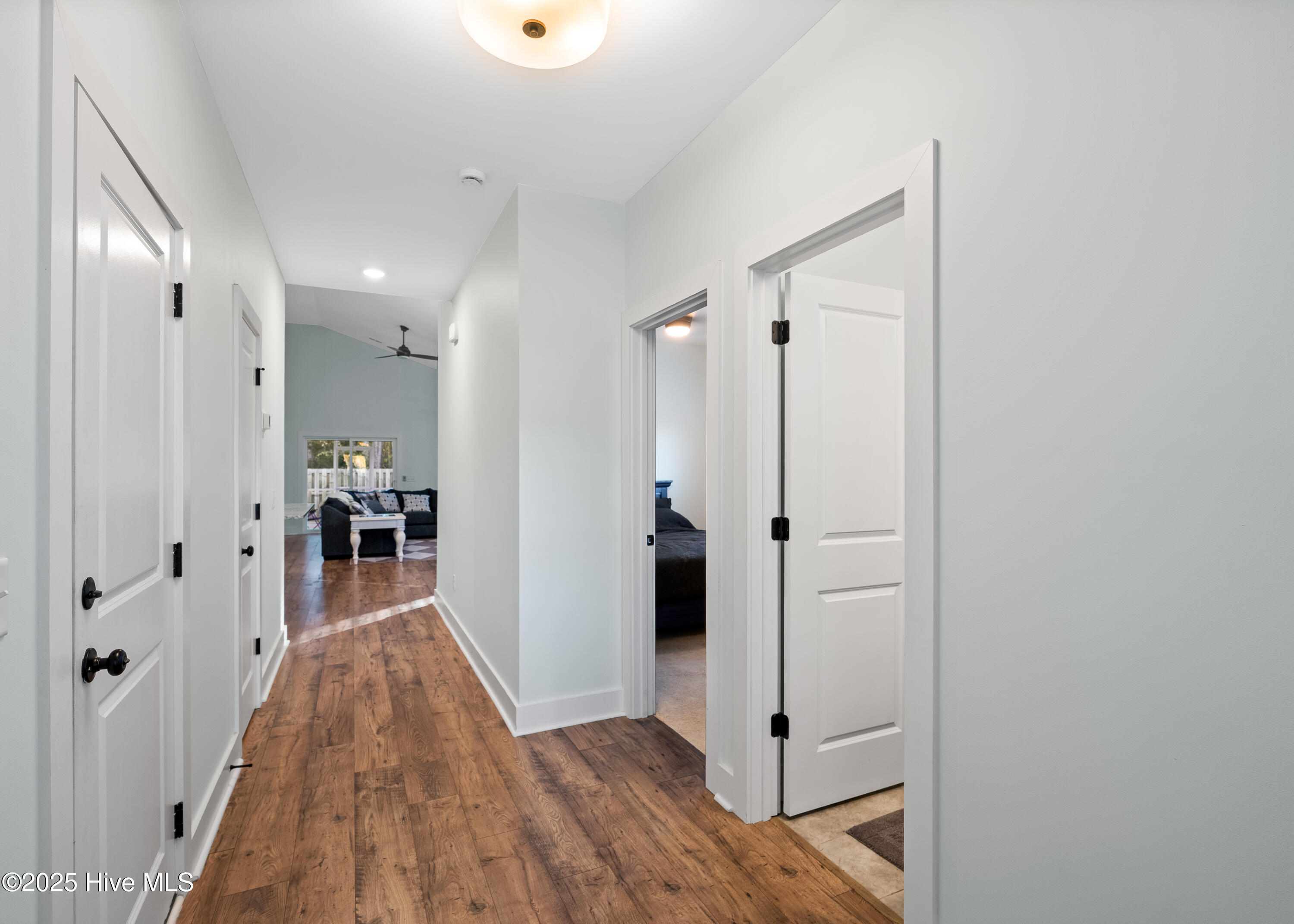 100539814 | Photo 10