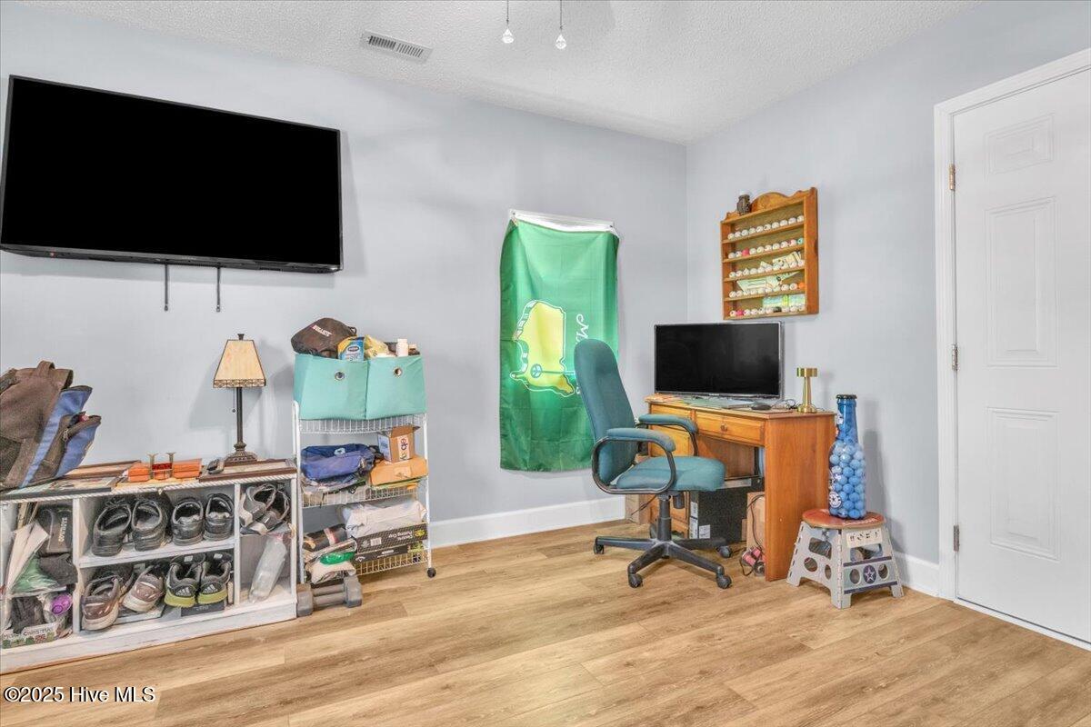 100521178 | Photo 10