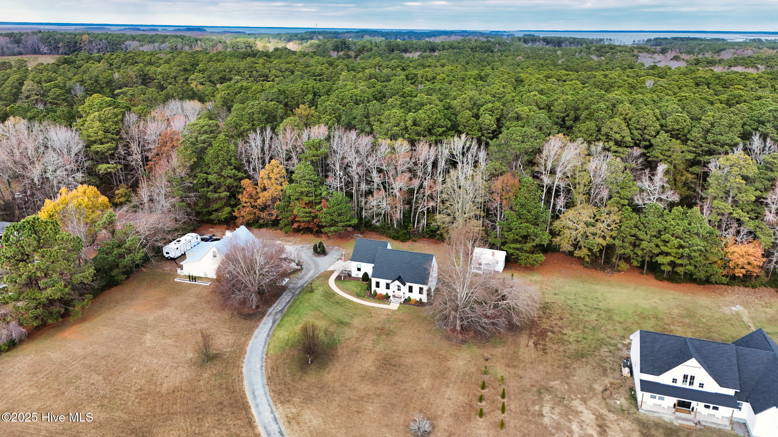 Homes for sale in Knotts Island, NC | 164 Wards Rd, Knotts Island, NC 27950 | MLS# 100544061