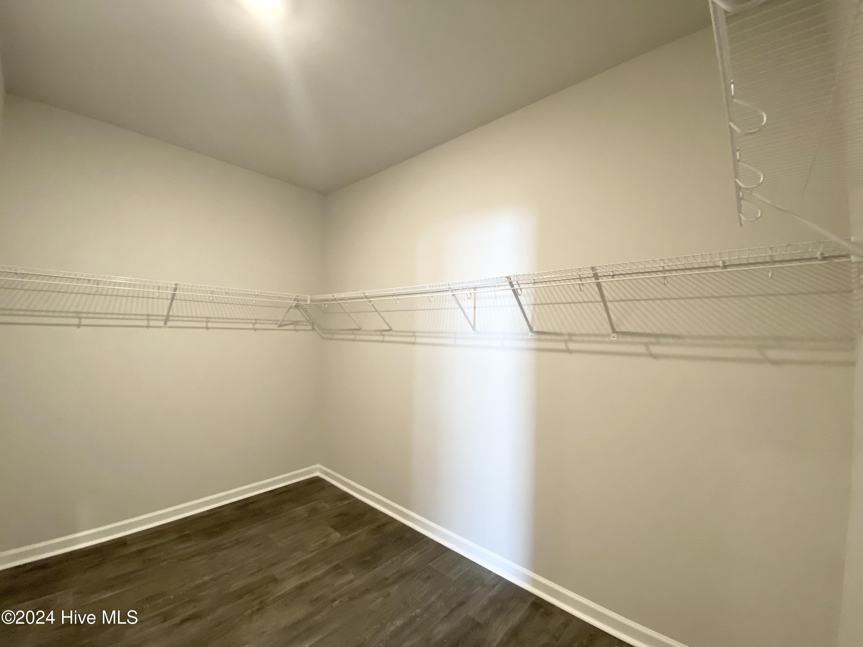 100552468 | Photo 19