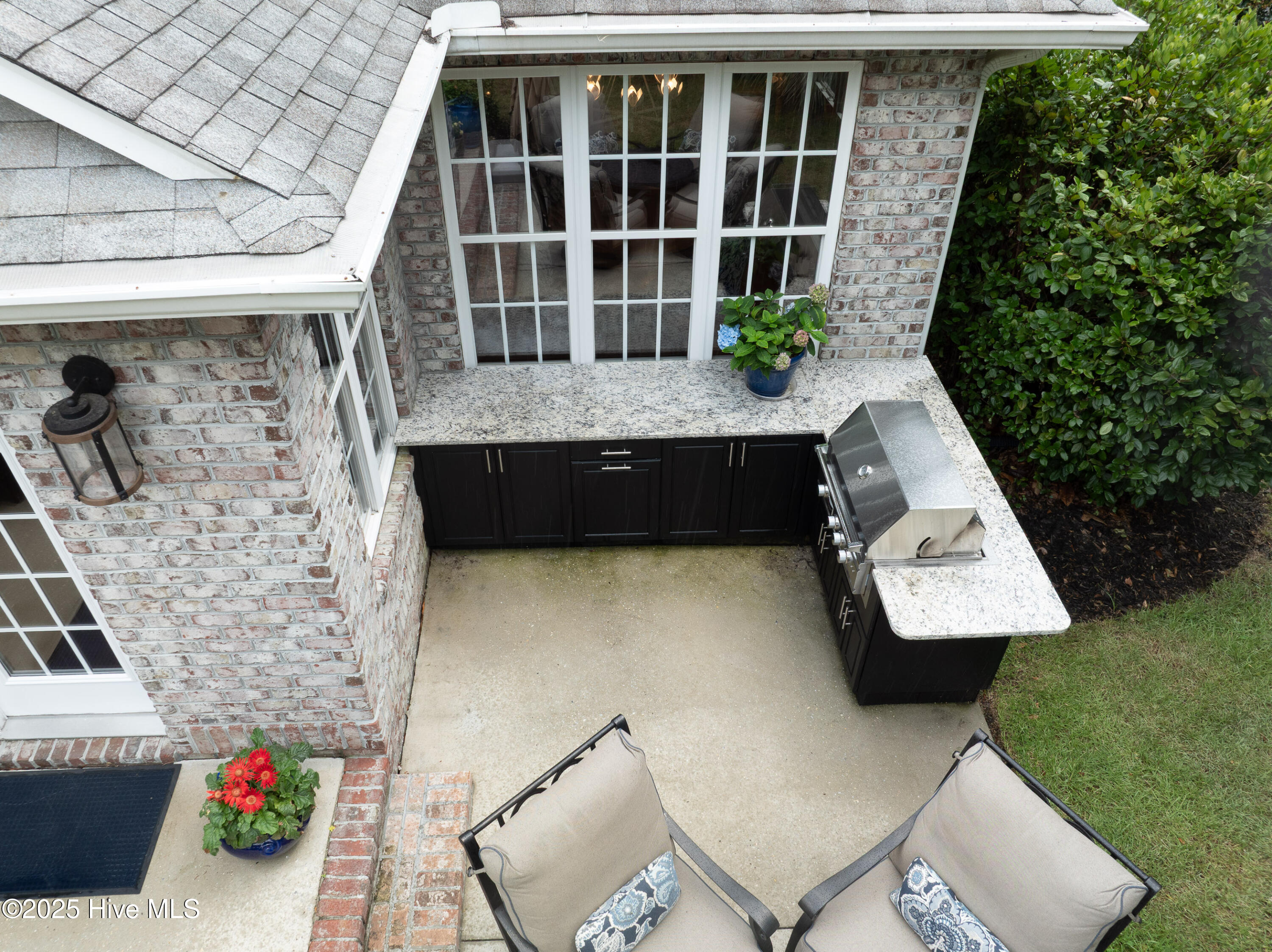 100526851 | Photo 53