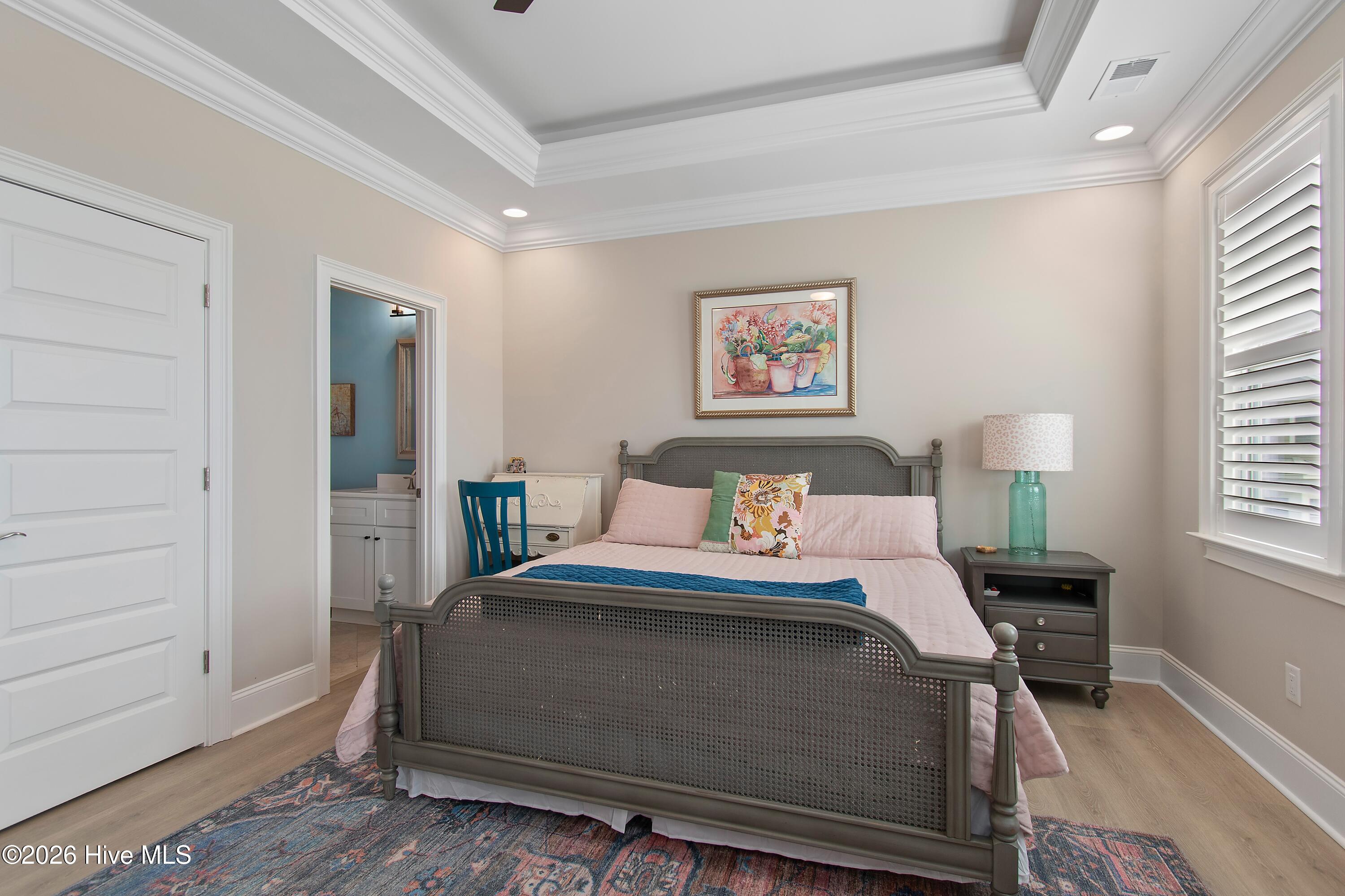 100556755 | Photo 33