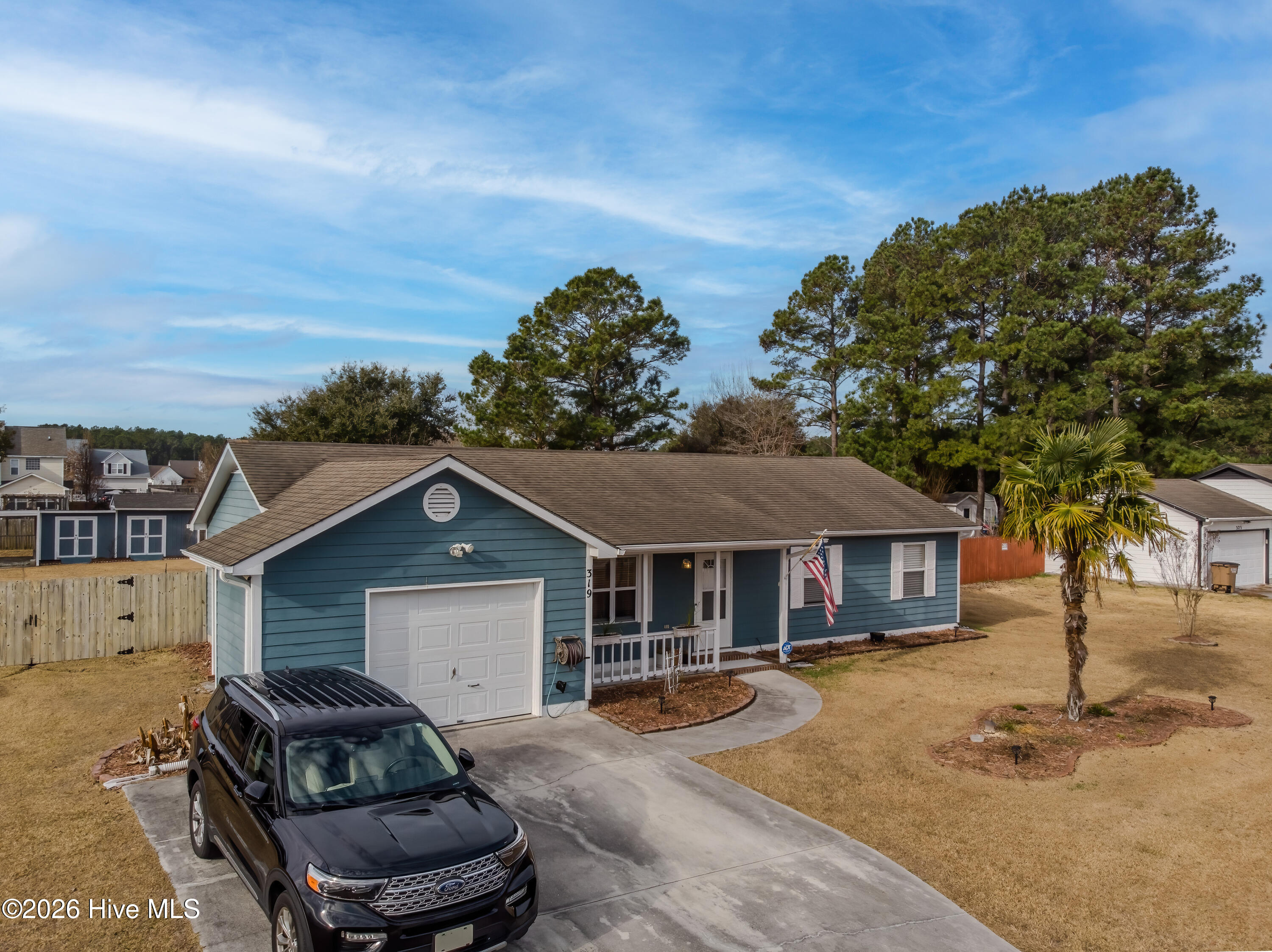 100550368 | Photo 49