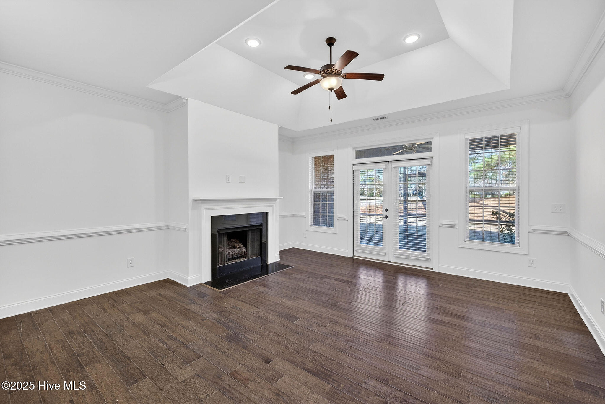 100547187 | Photo 11