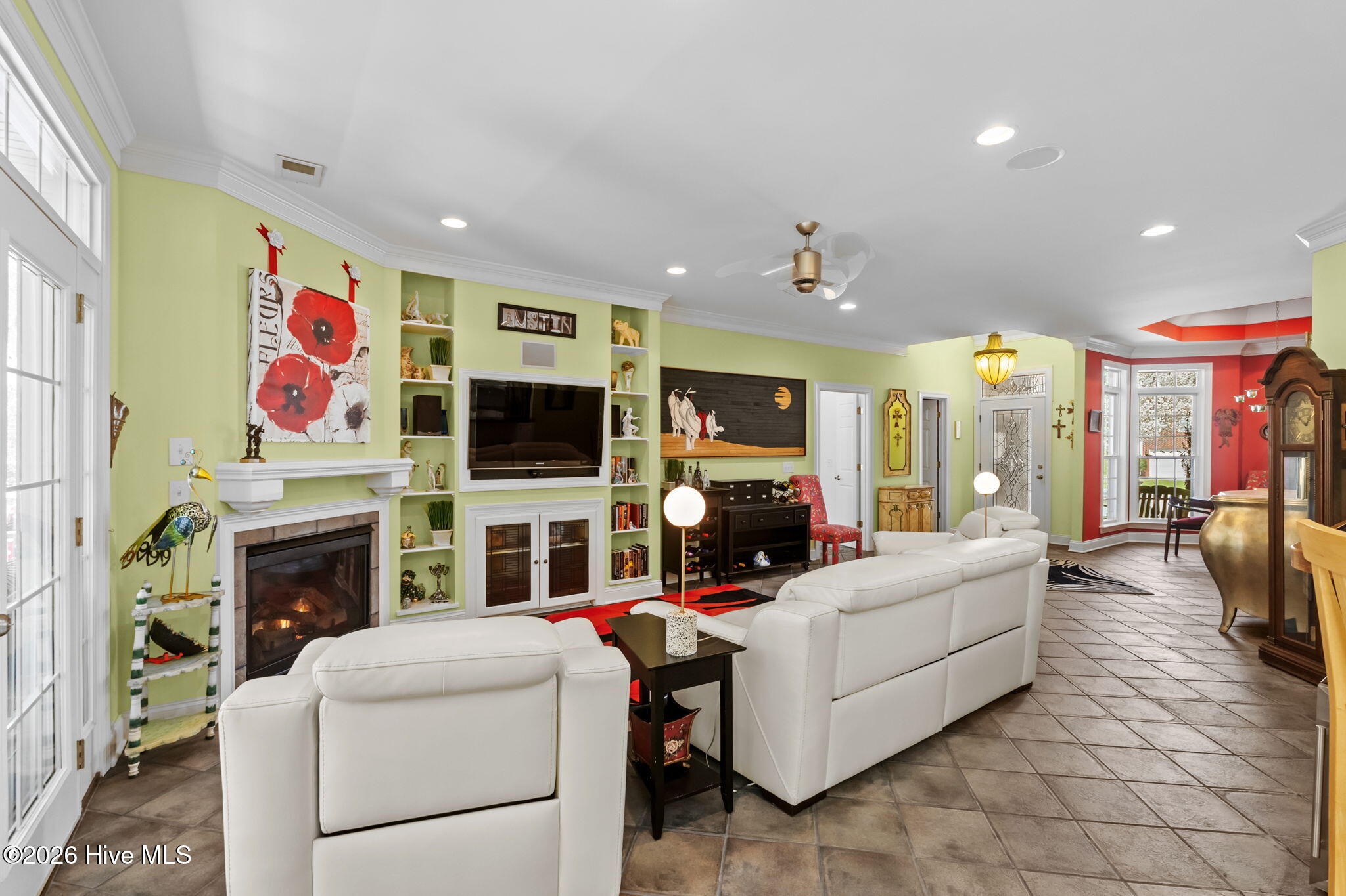 100565565 | Photo 13