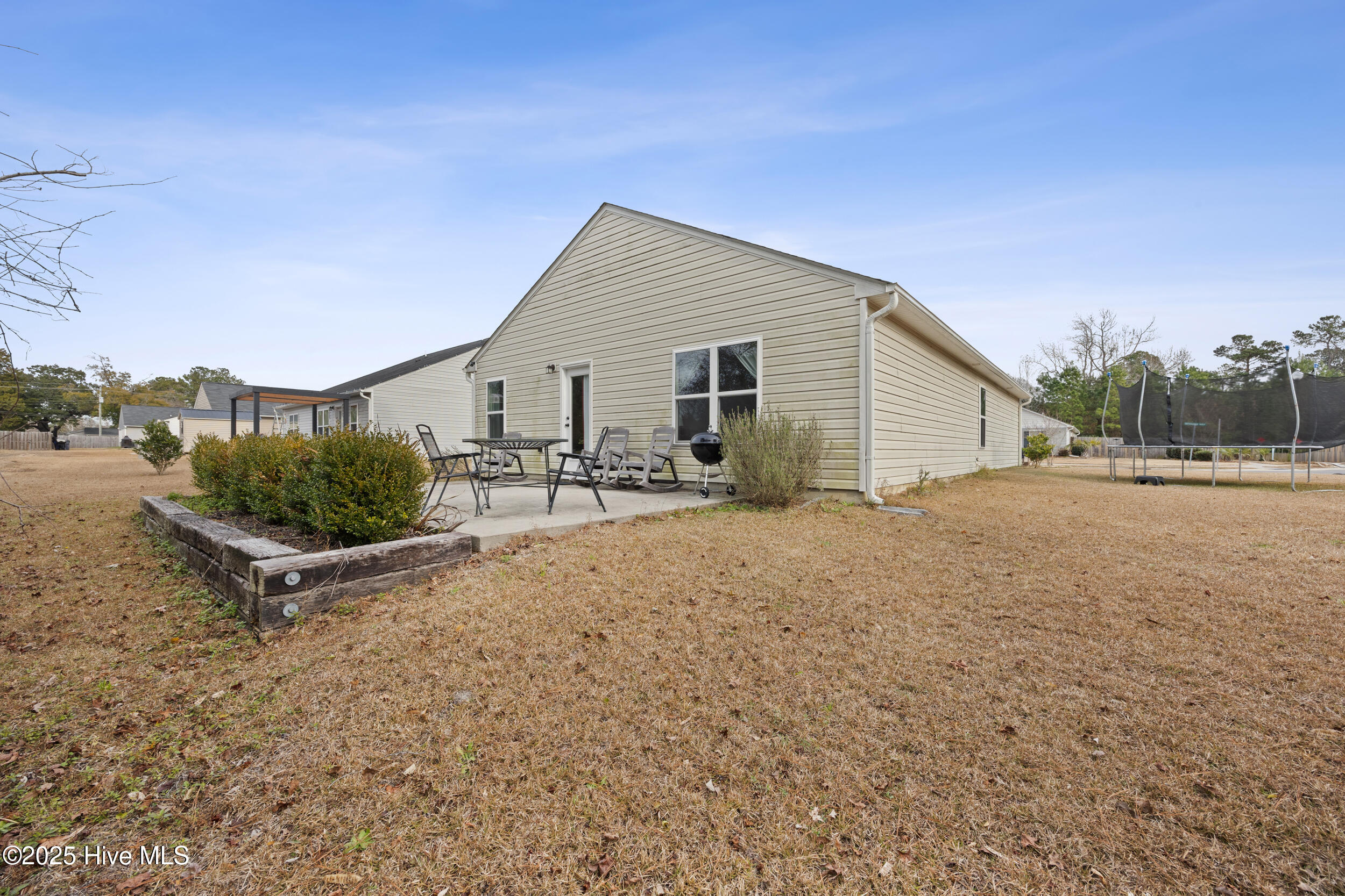 100546201 | Photo 32