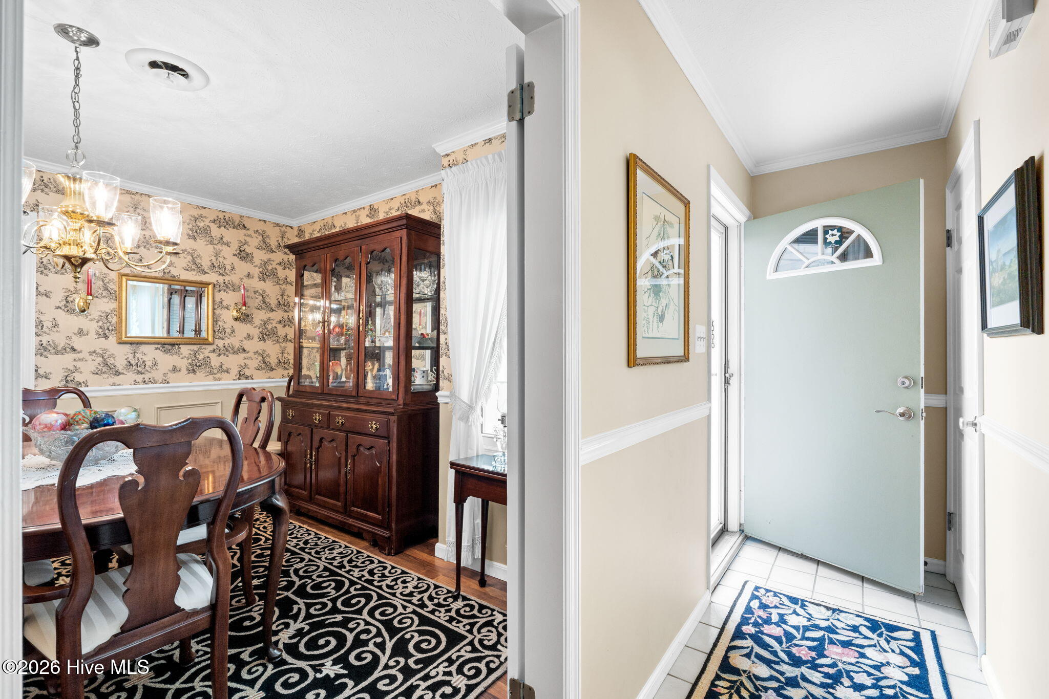 100564261 | Photo 10