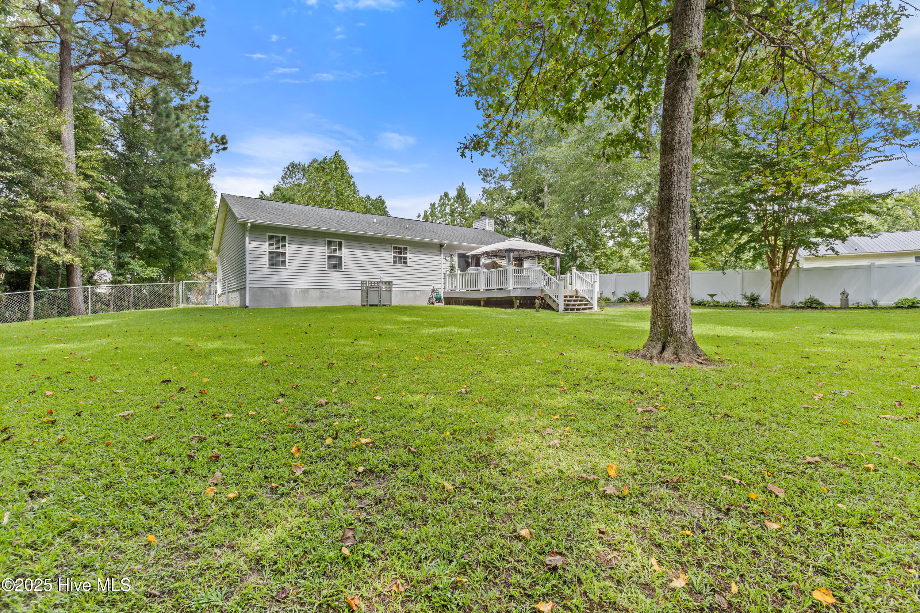 256 S Creek Drive, Jacksonville, NC 28540 – photo 23: 22-21