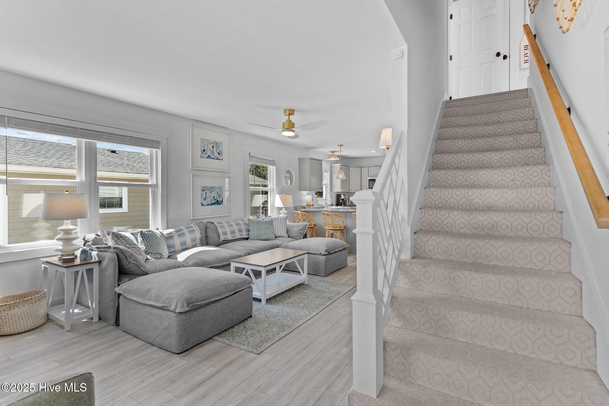 100526699 | Photo 14