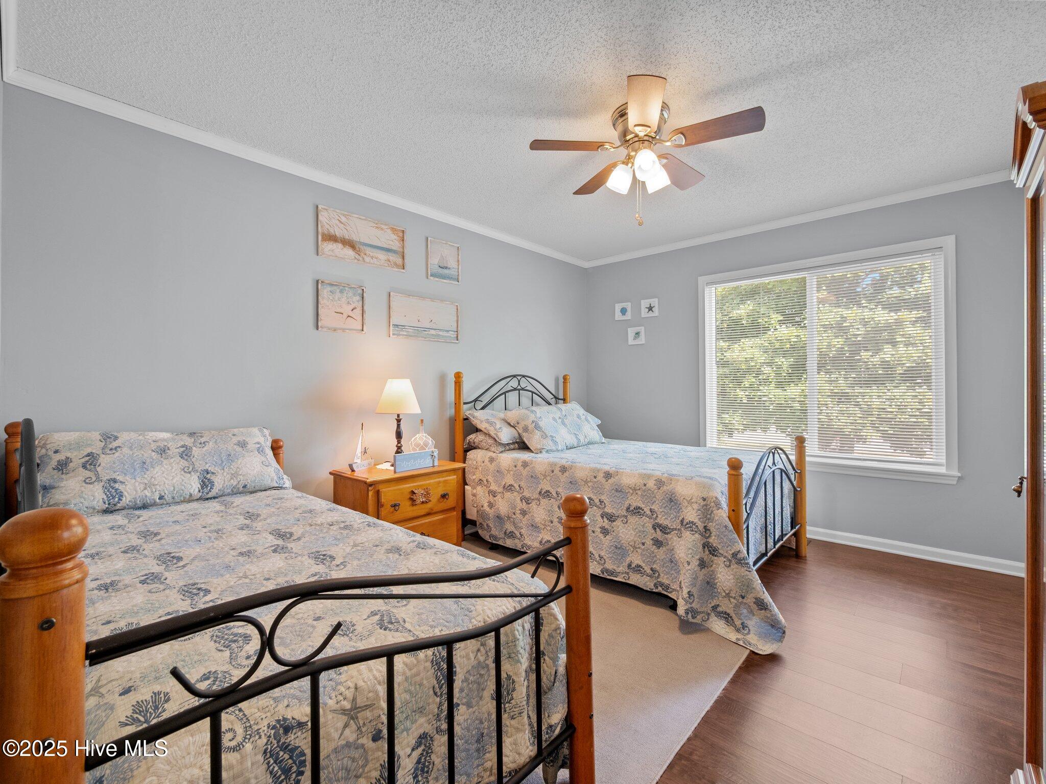 100516980 | Photo 23