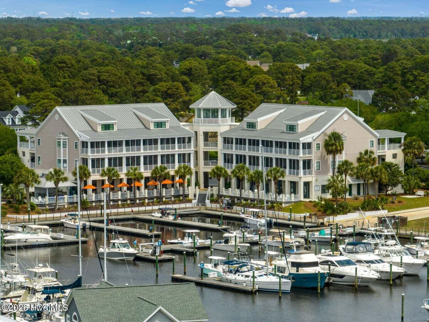 100550603 | Photo 45