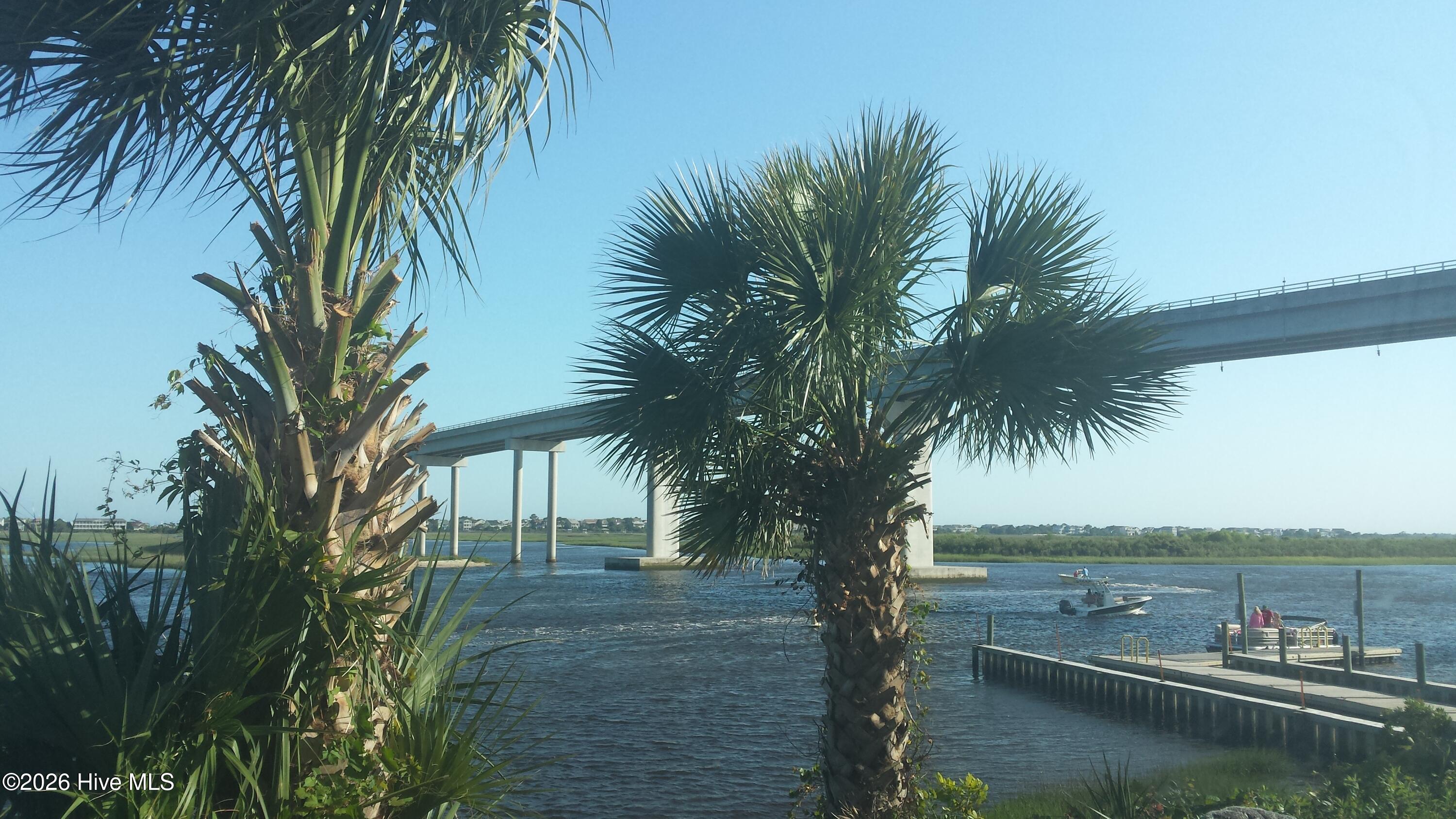 100564948 | Photo 56