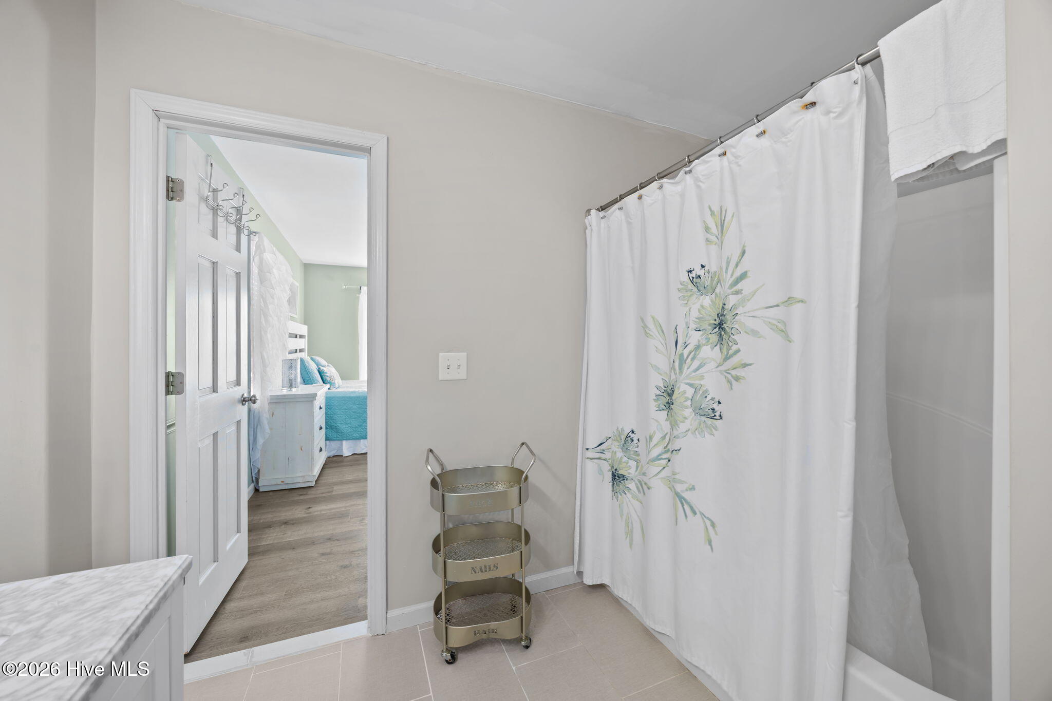 100553984 | Photo 31