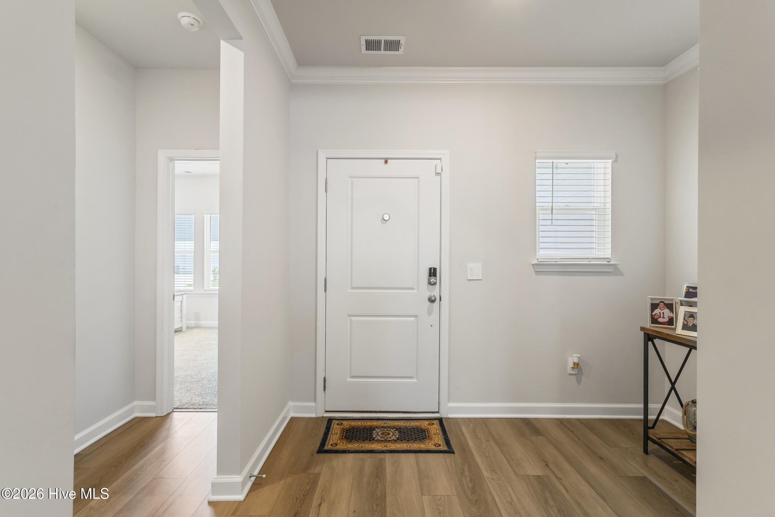 100568412 | Photo 39