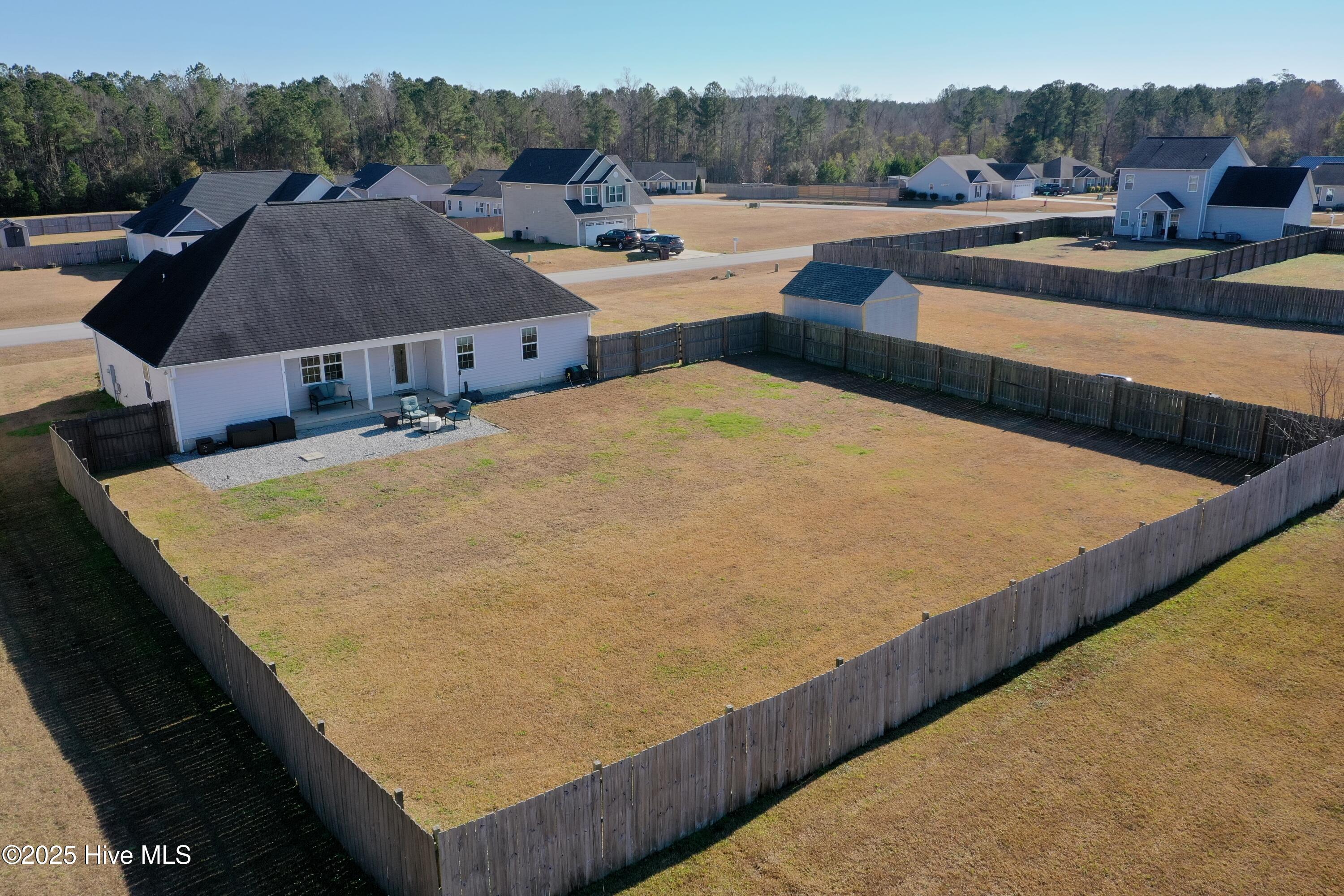 100547173 | Photo 45