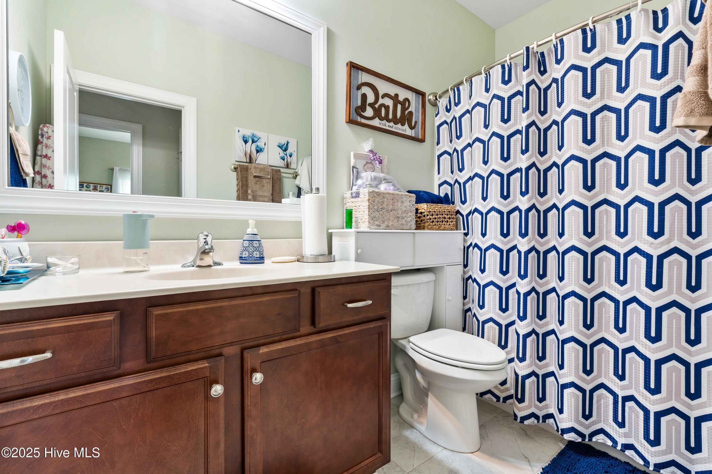 100512963 | Photo 24