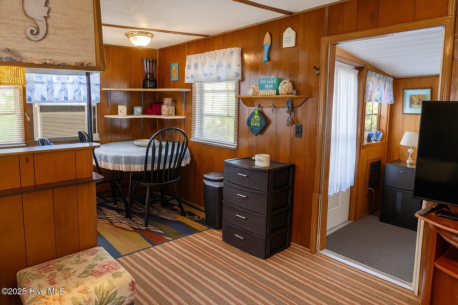 100516366 | Photo 18